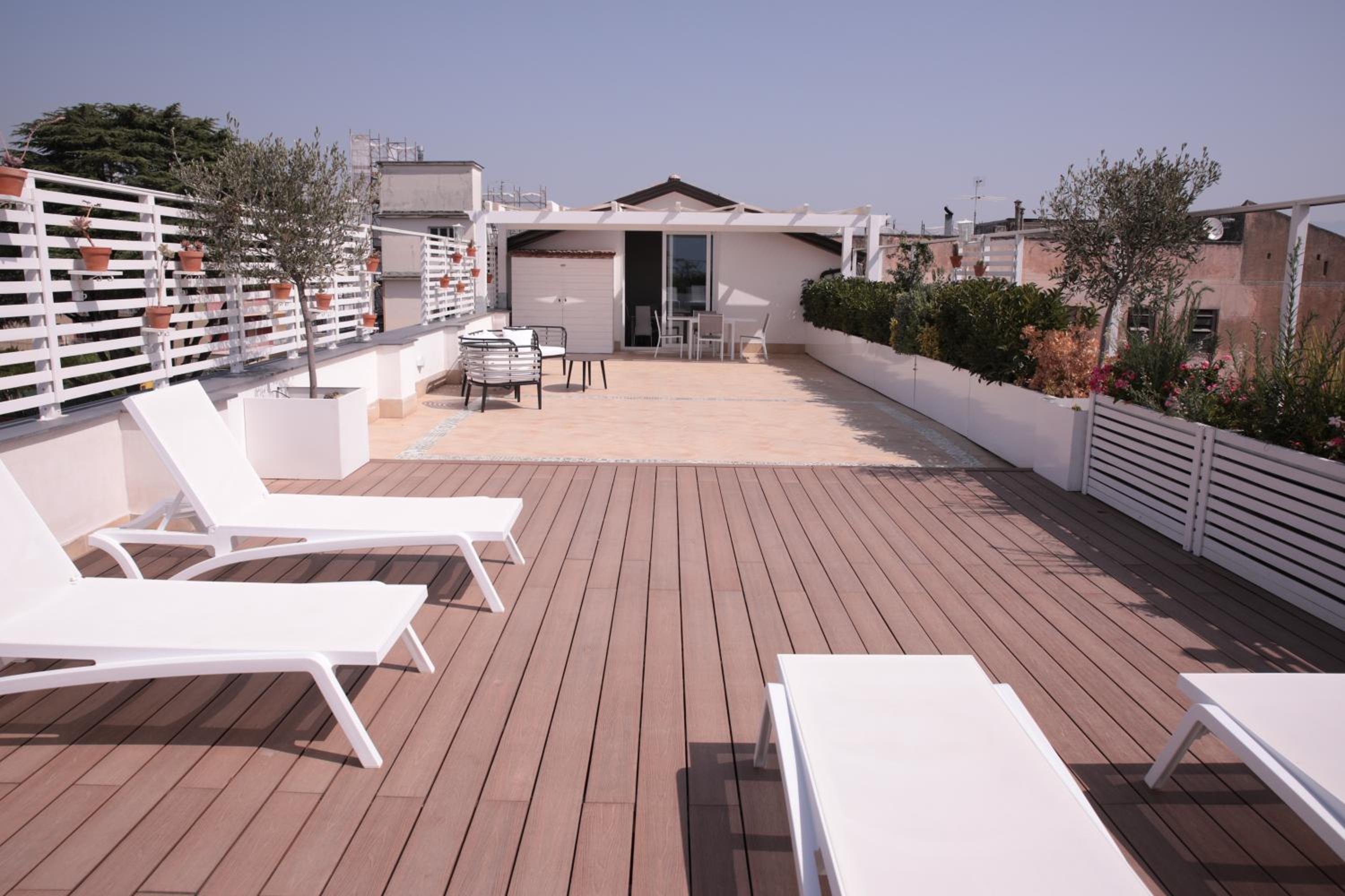 Penthouse Apartment - Photo 45