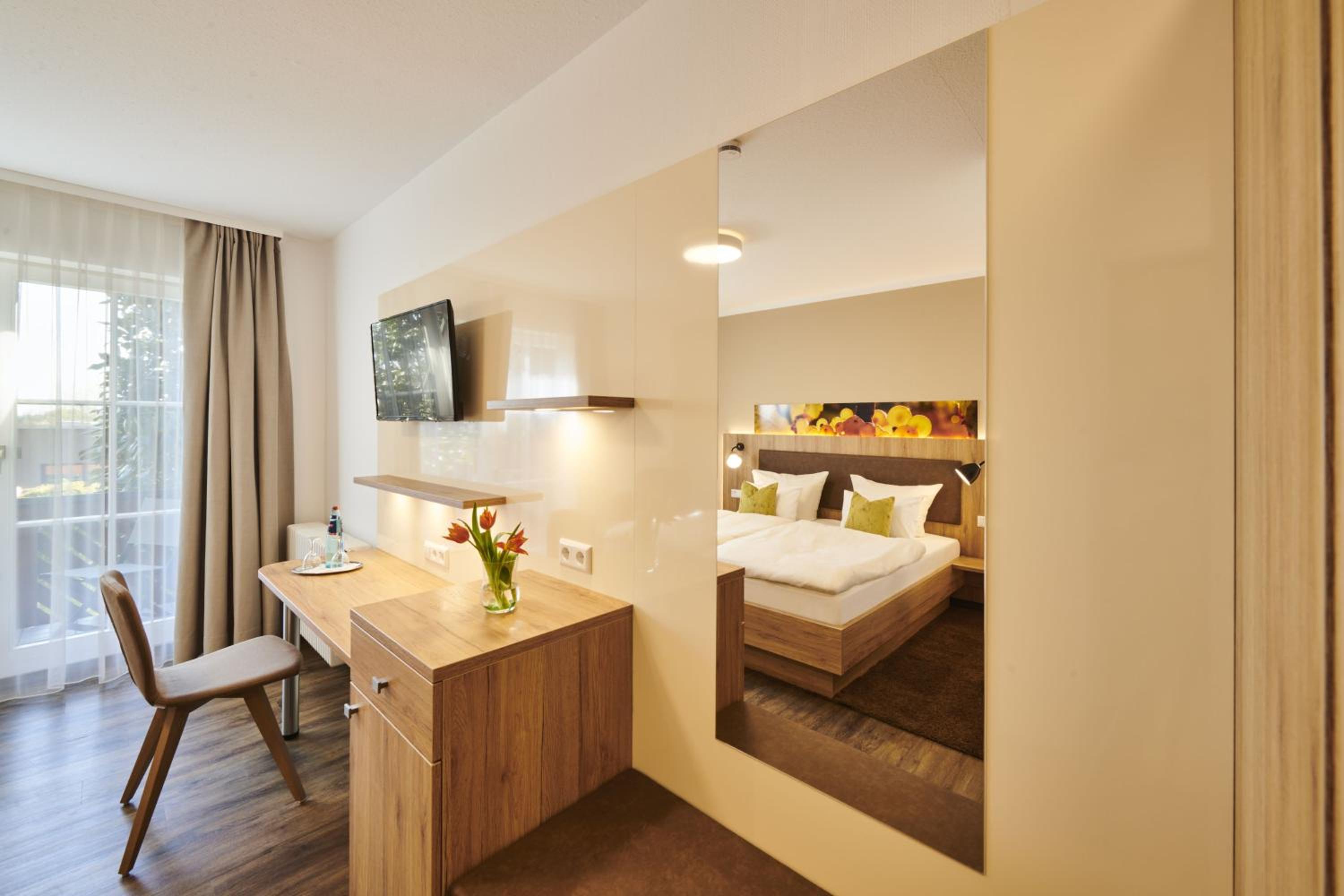 Comfort Double Room - Photo 8