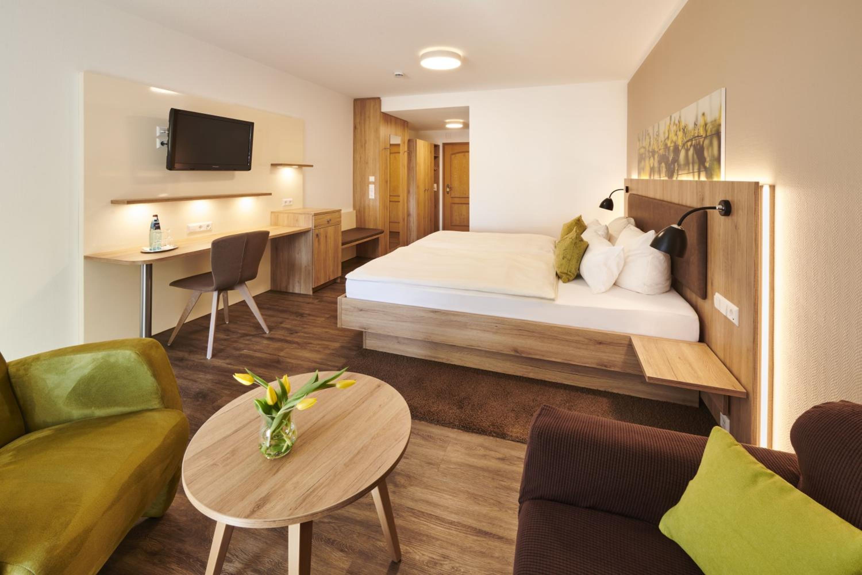 Premium Double Room - Photo 15