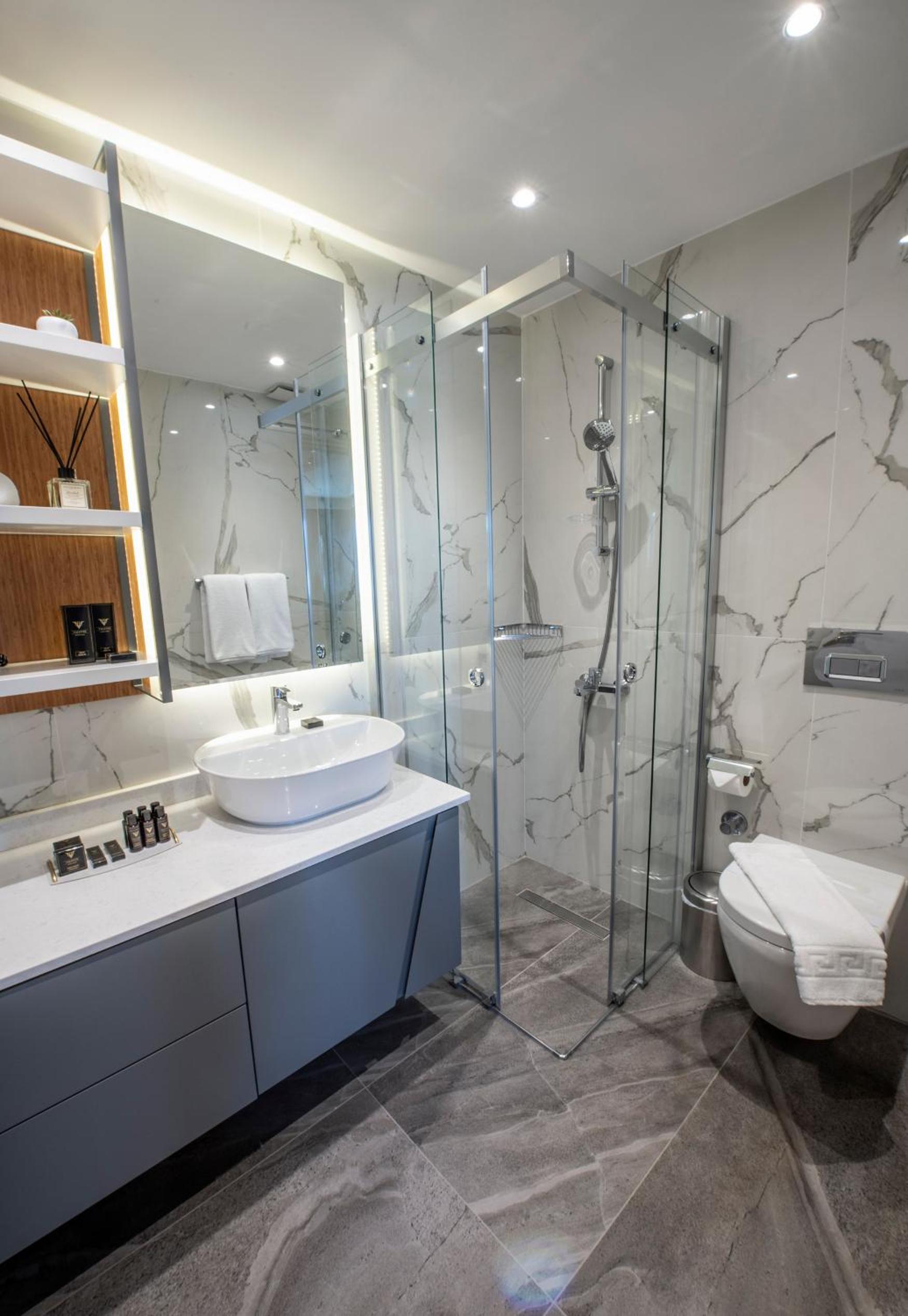 Suite with Balcony photo 3