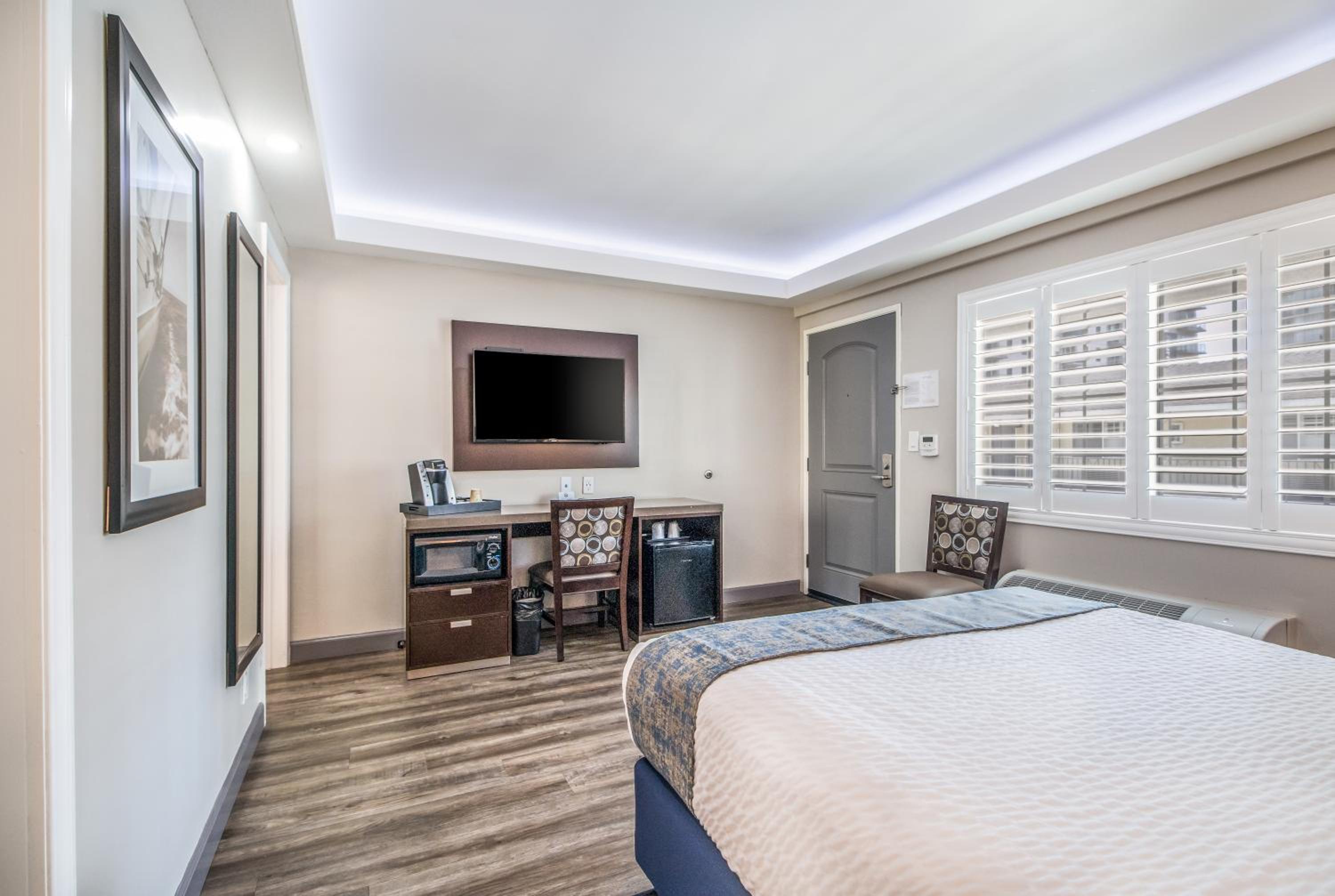 Two-Bedroom Suite photo 1