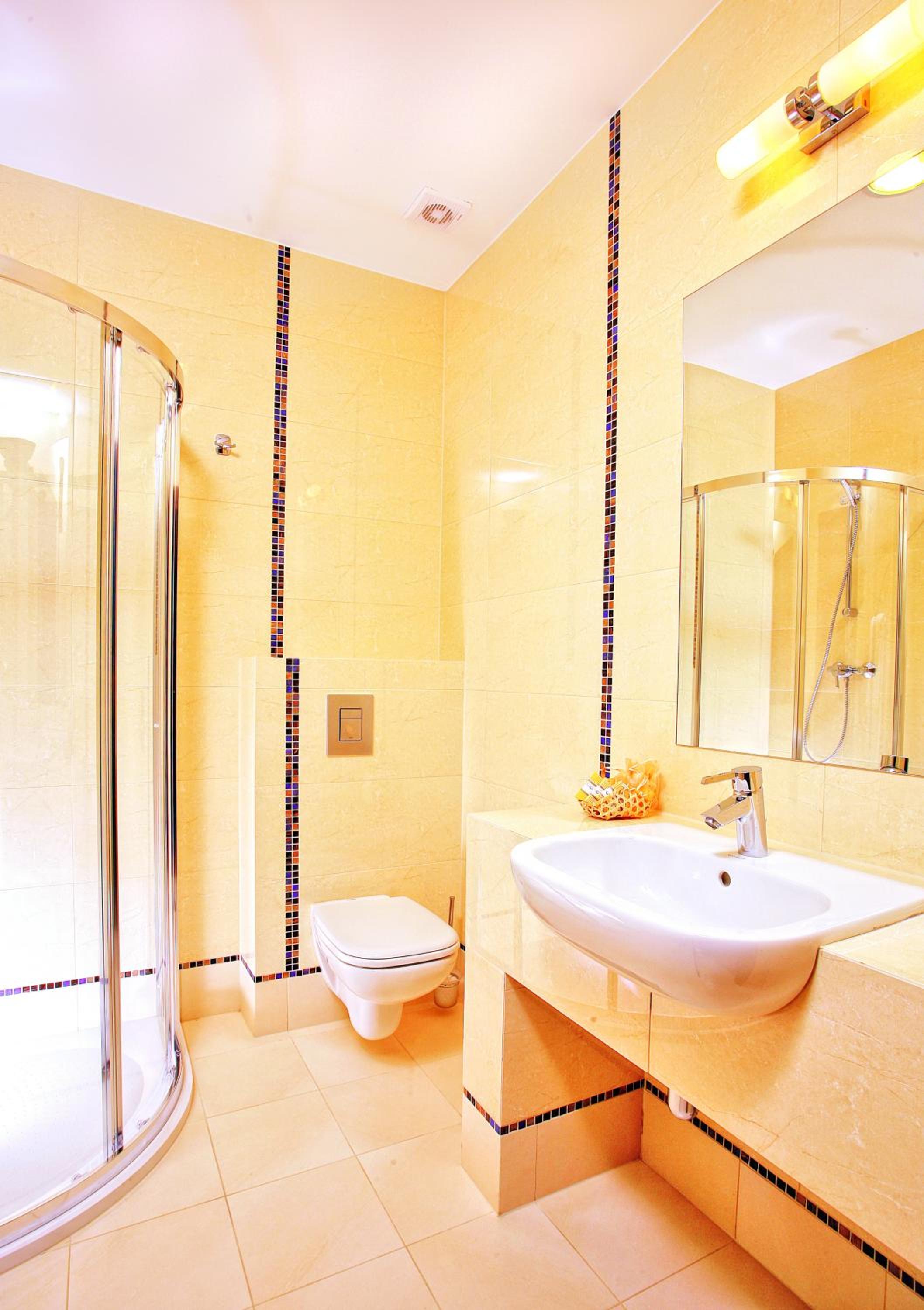 Standard Double or Twin Room - Photo 5