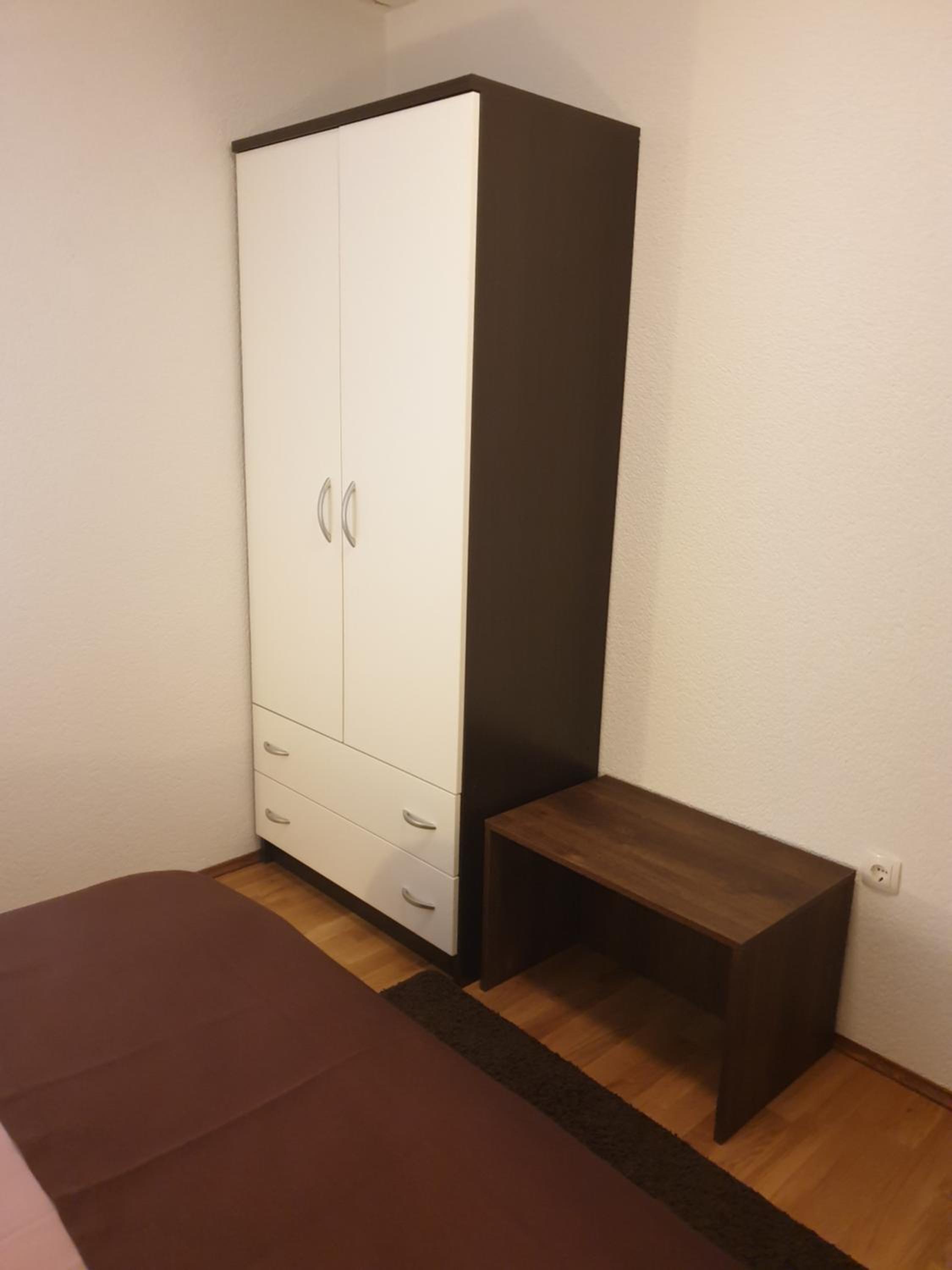Apartment photo 2