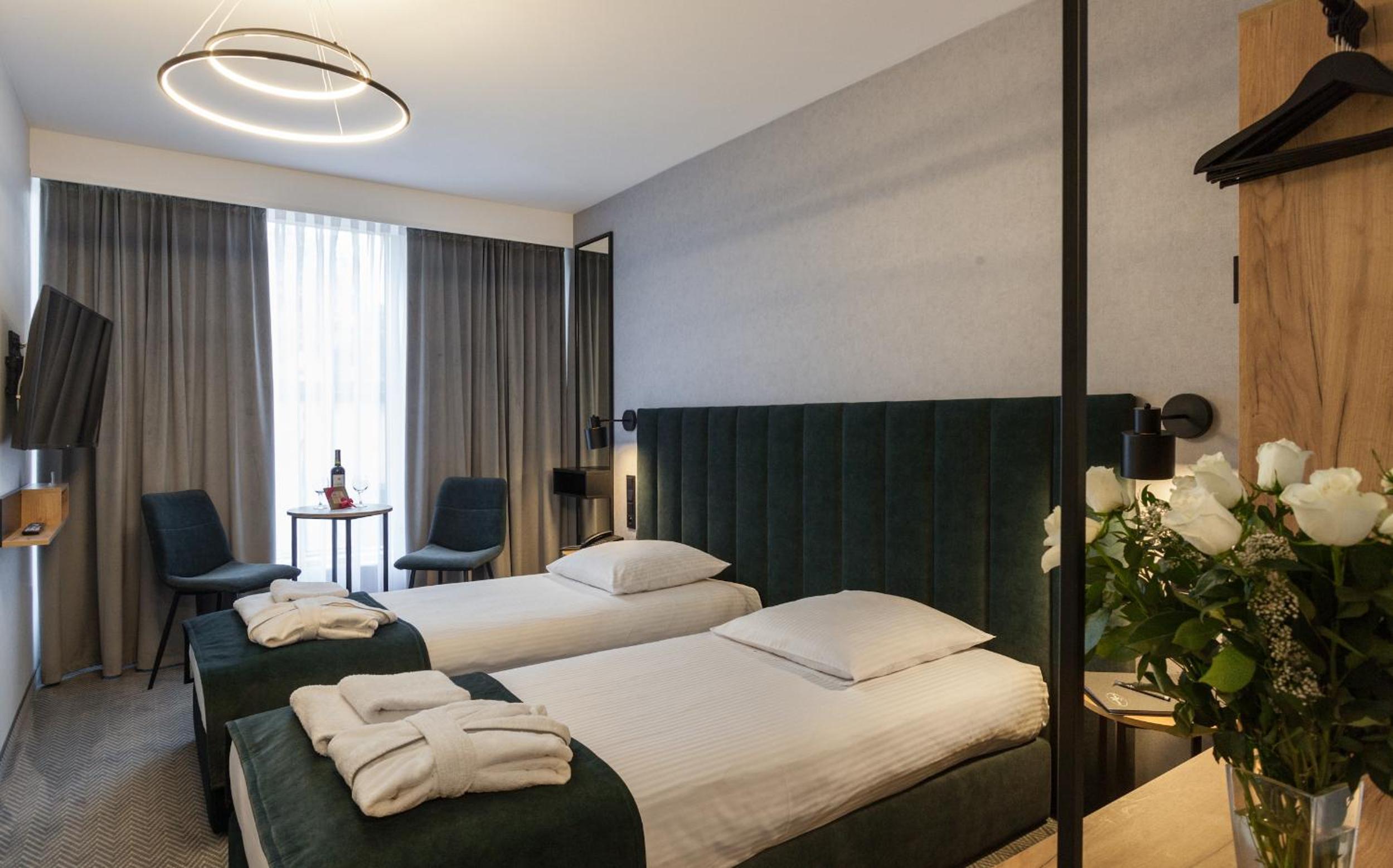 Premium Double or Twin Room photo 2