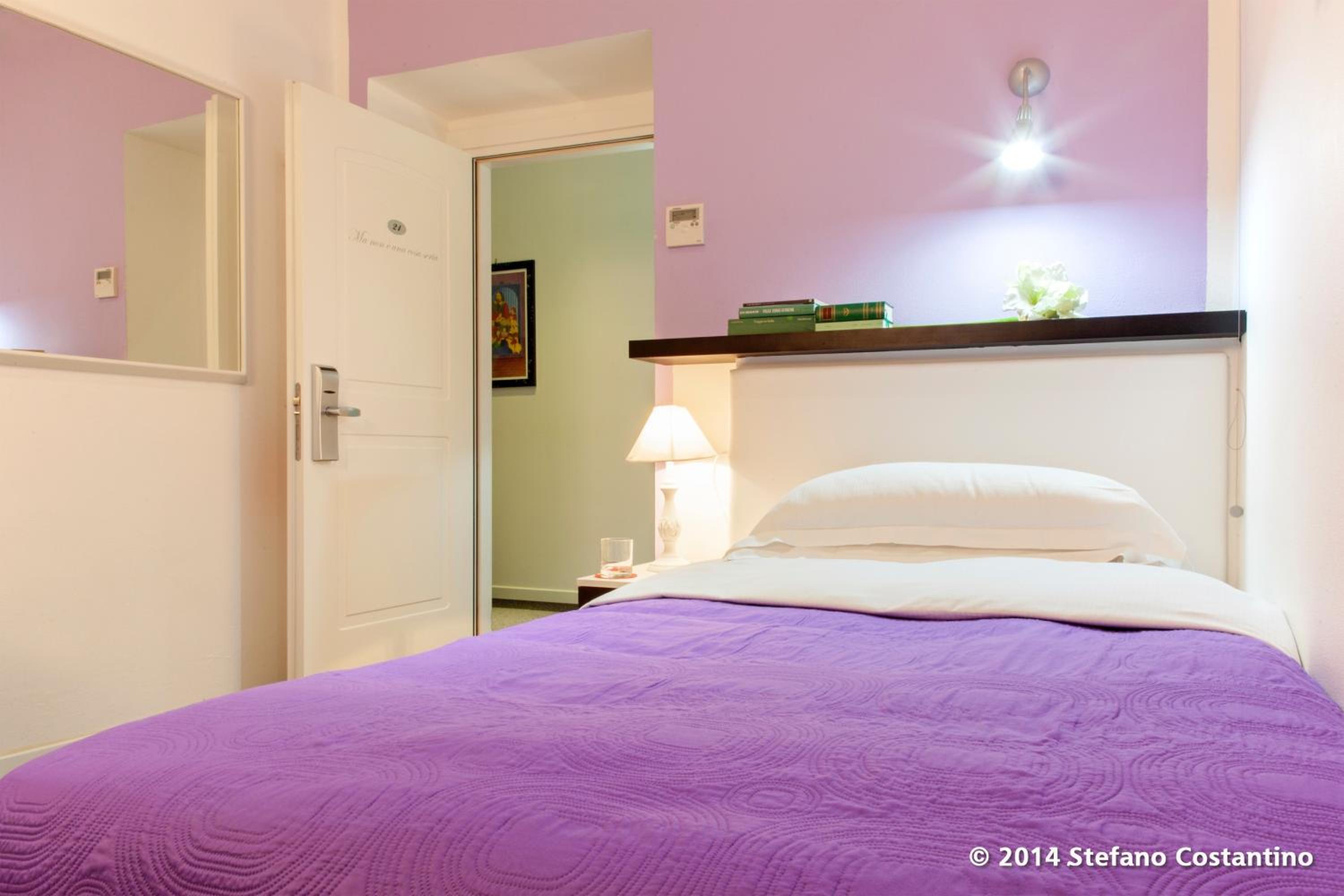 Single Room photo 1