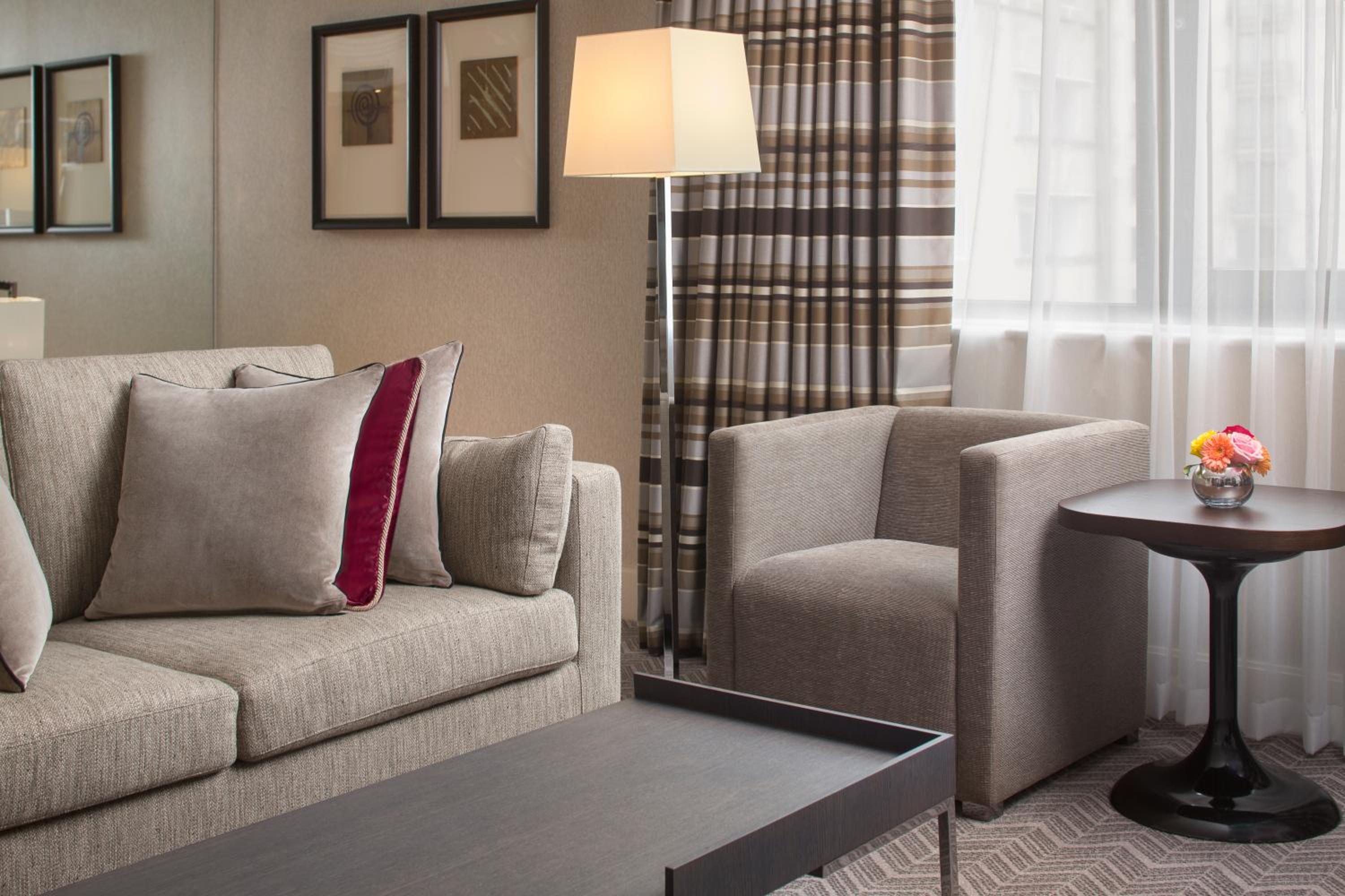 Junior Suite (Non Smoking) photo 1