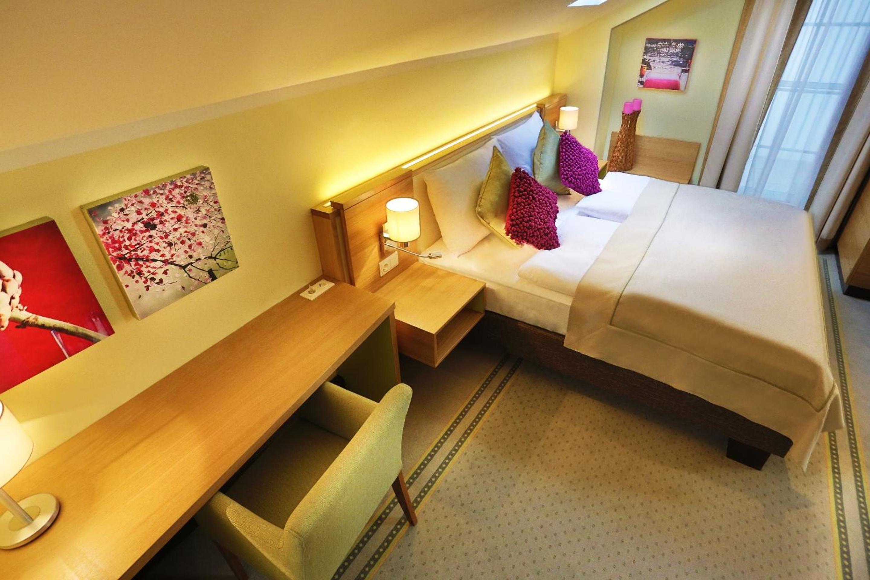 Superior Double or Twin Room - Photo 5