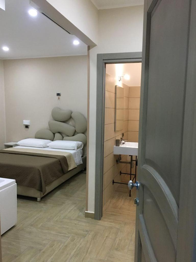 King Suite with Spa Bath