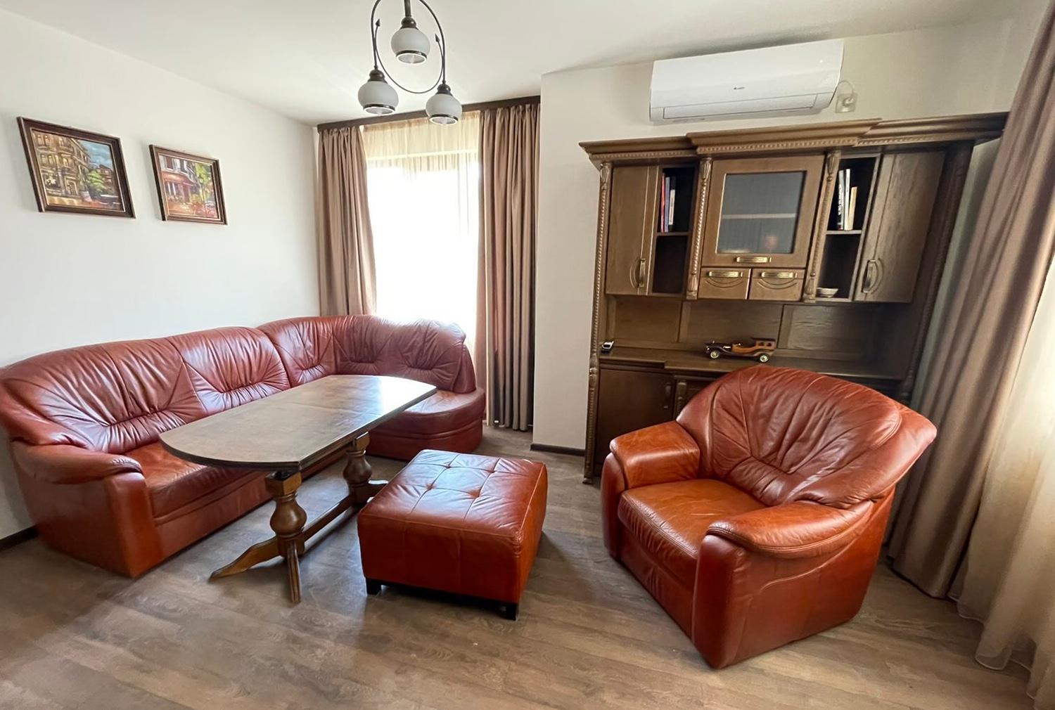 Two-Bedroom Apartment - Photo 15
