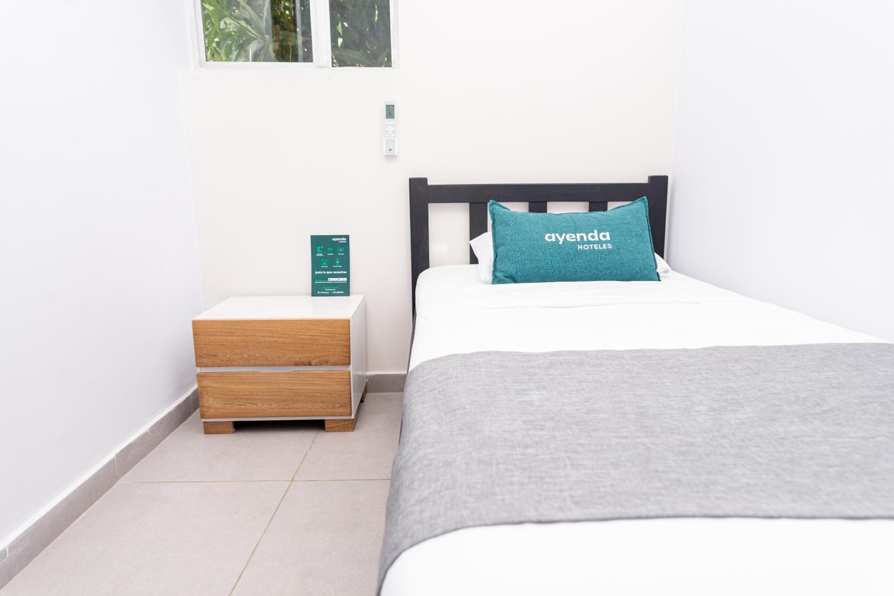 Single Room photo 3