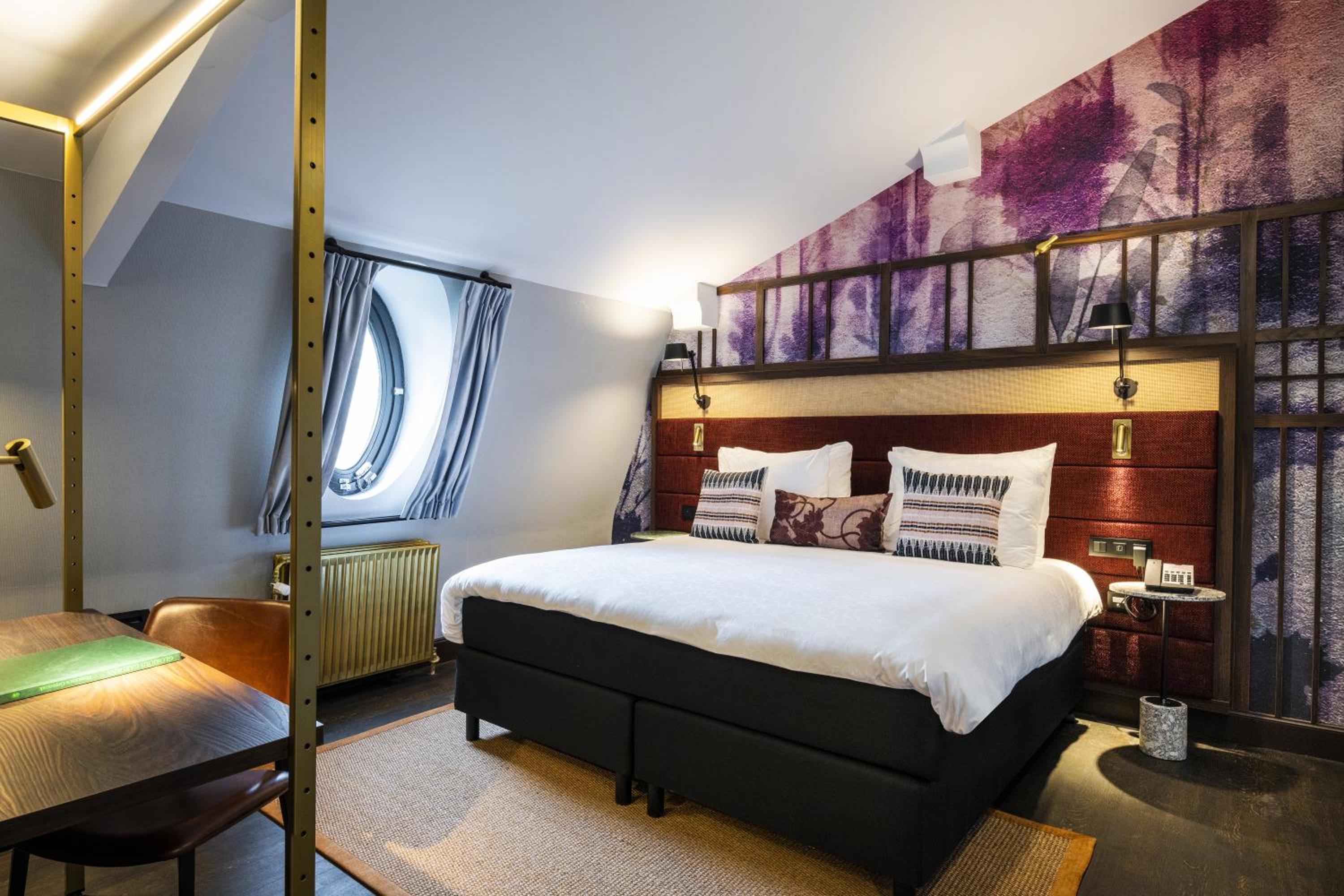 One-Bedroom King Suite - Photo 1