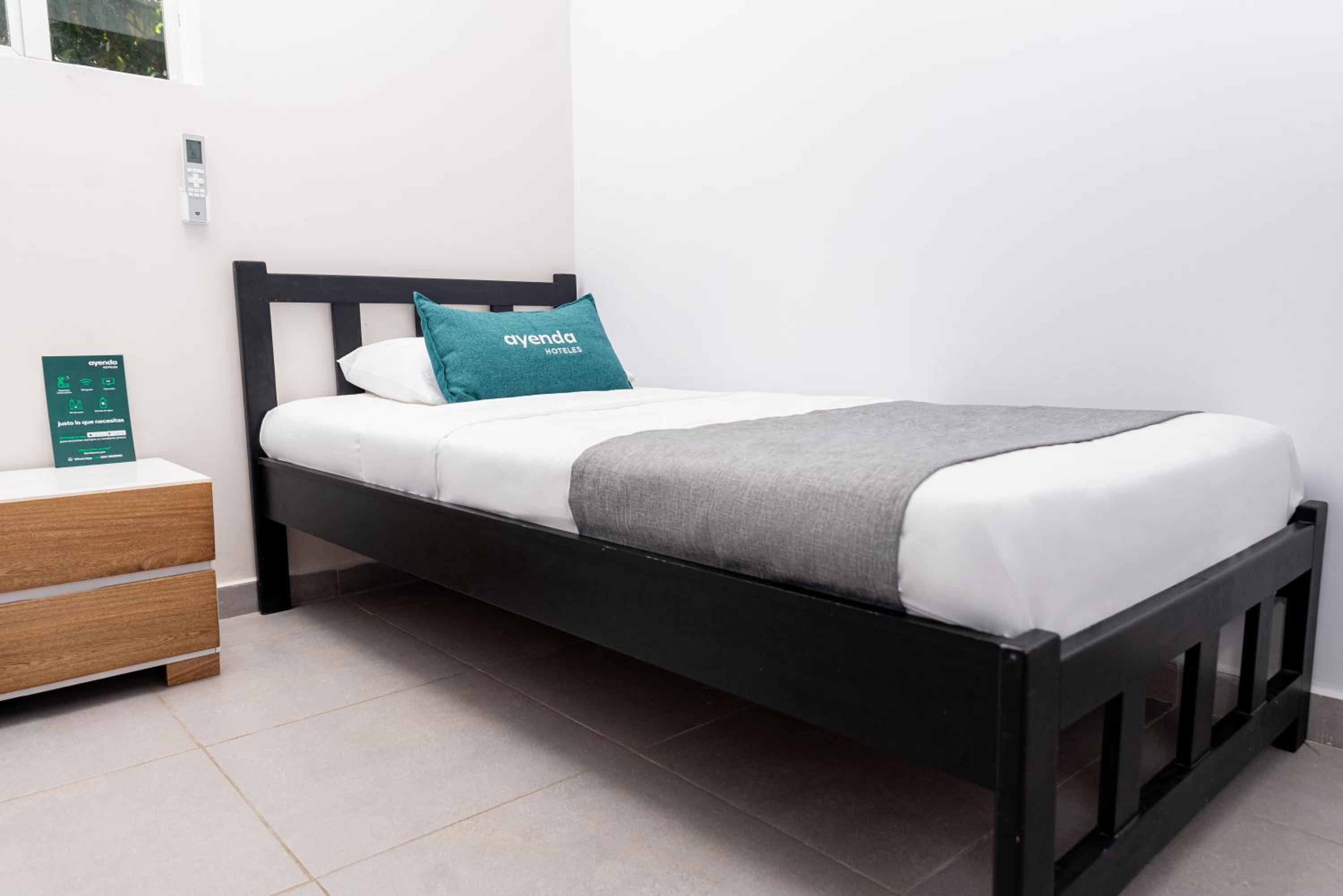 Single Room photo 2