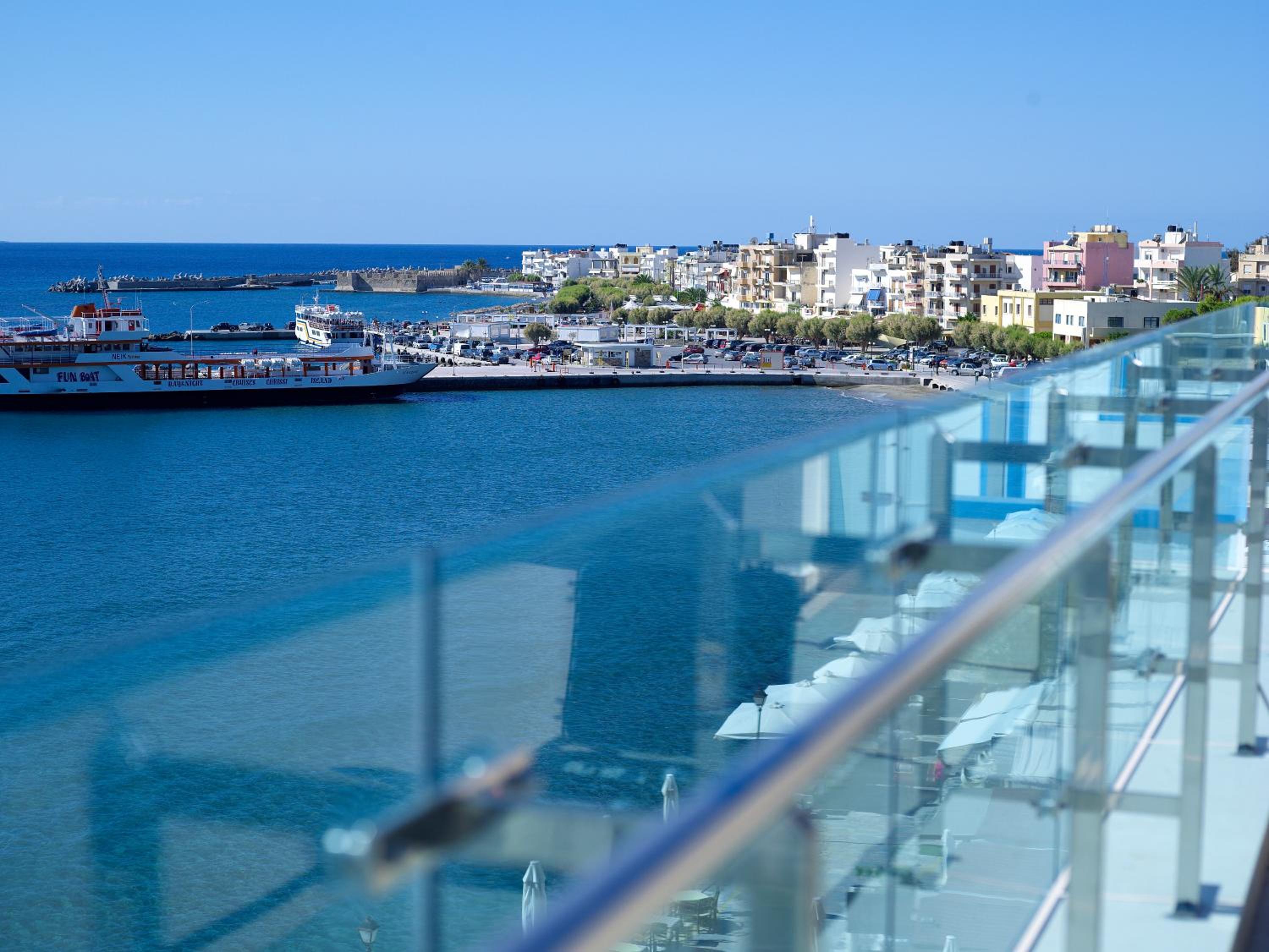 Twin Room with Sea View - Photo 2