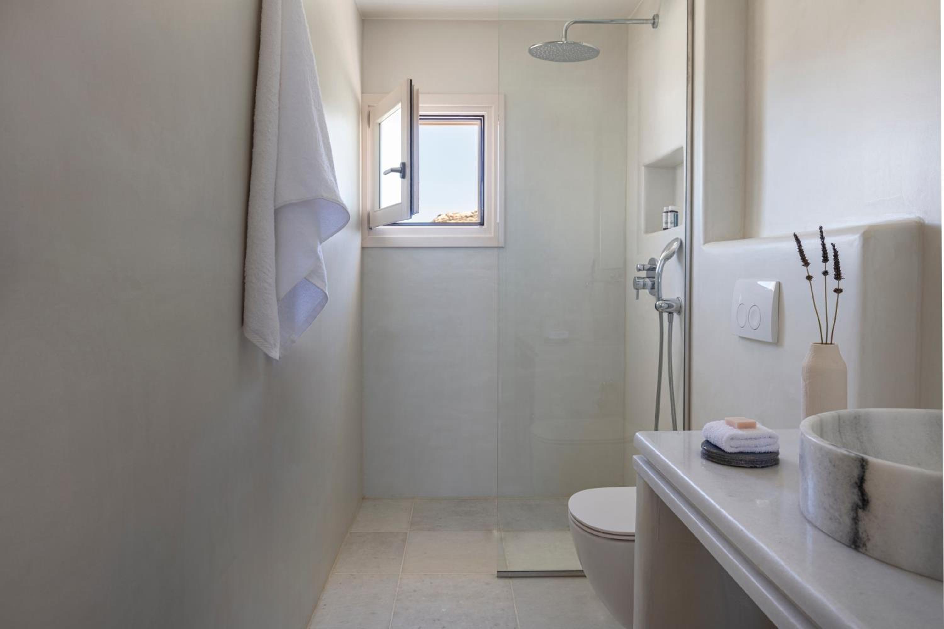 Superior Sea View Suite - Photo 5