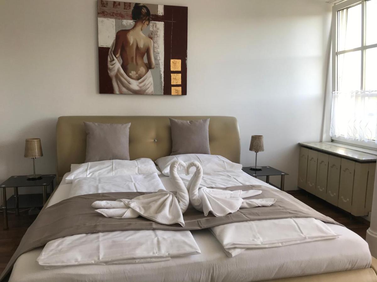 Standard Double Room - Photo 20