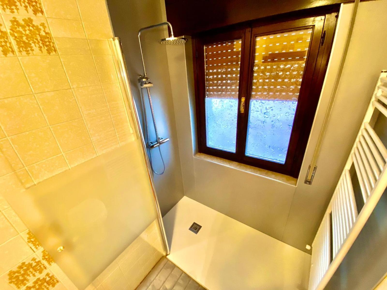 Quadruple Room - Photo 5