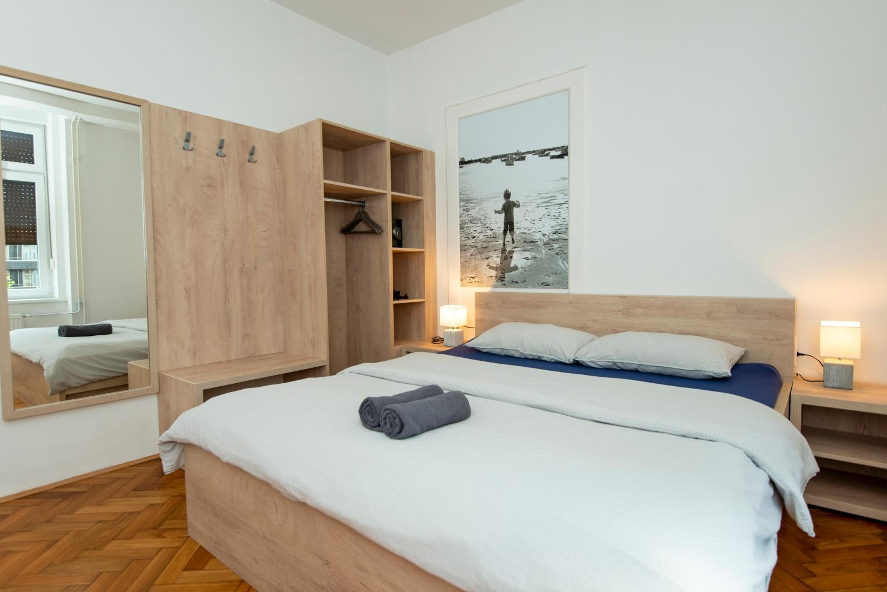 Double Room - Photo 23