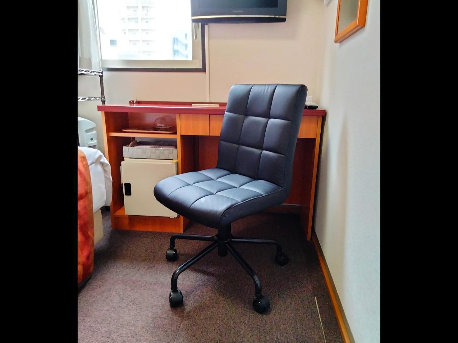 Single Room - Non-Smoking - No Daily Cleaning photo 3