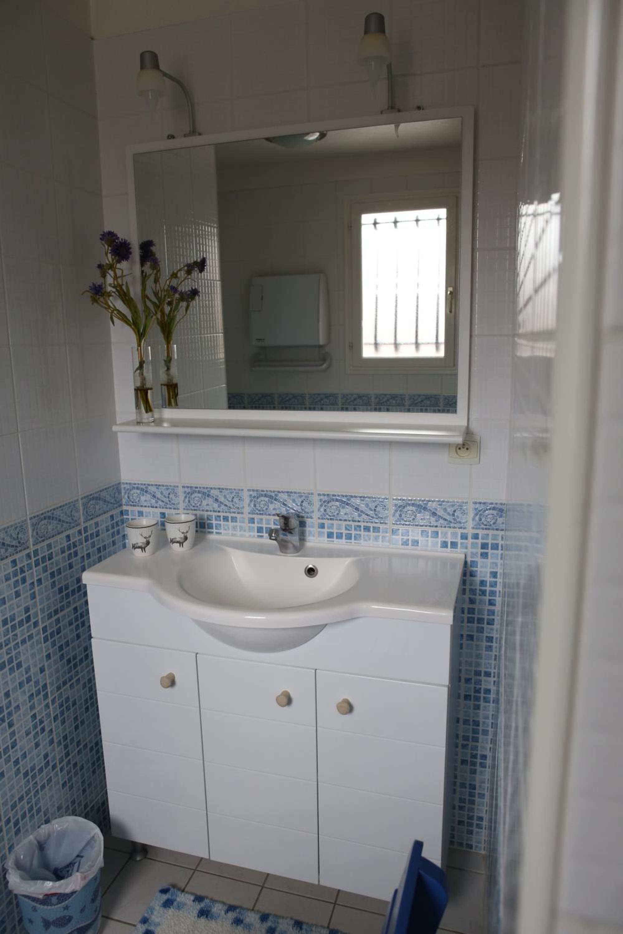 Double Room with Private Bathroom photo 3