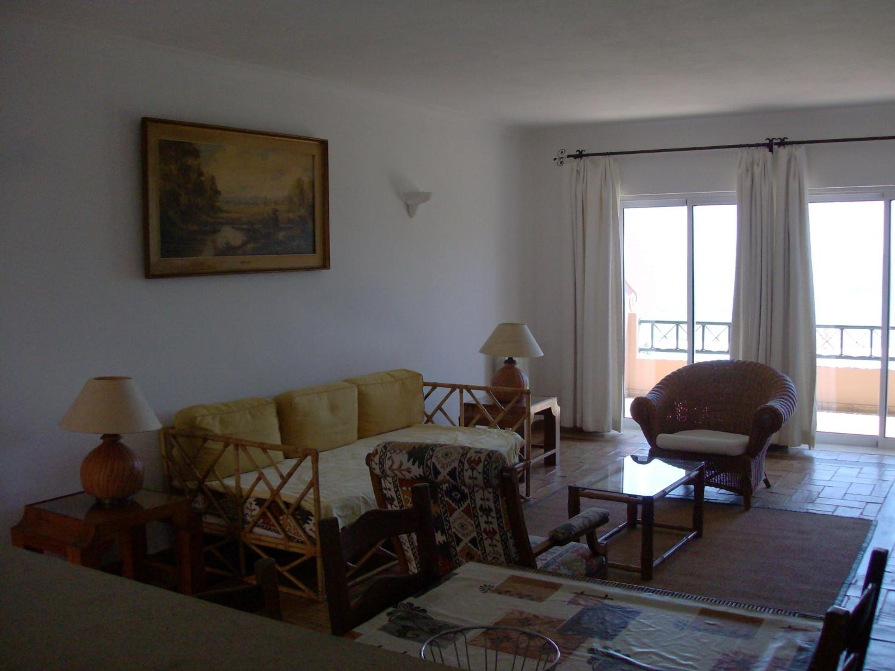 Two-Bedroom Townhouse with Sea View