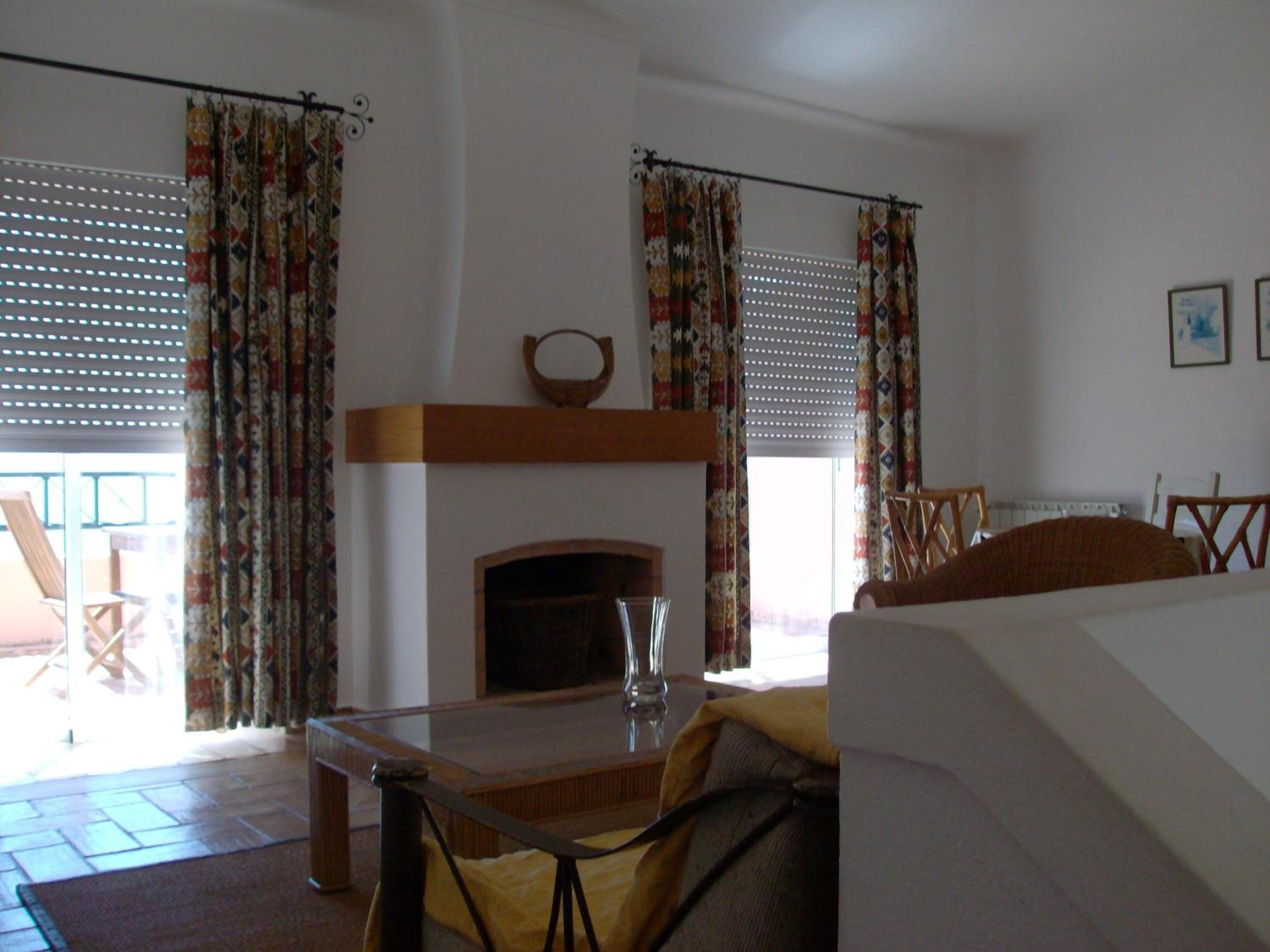 Two-Bedroom Townhouse with Sea View
