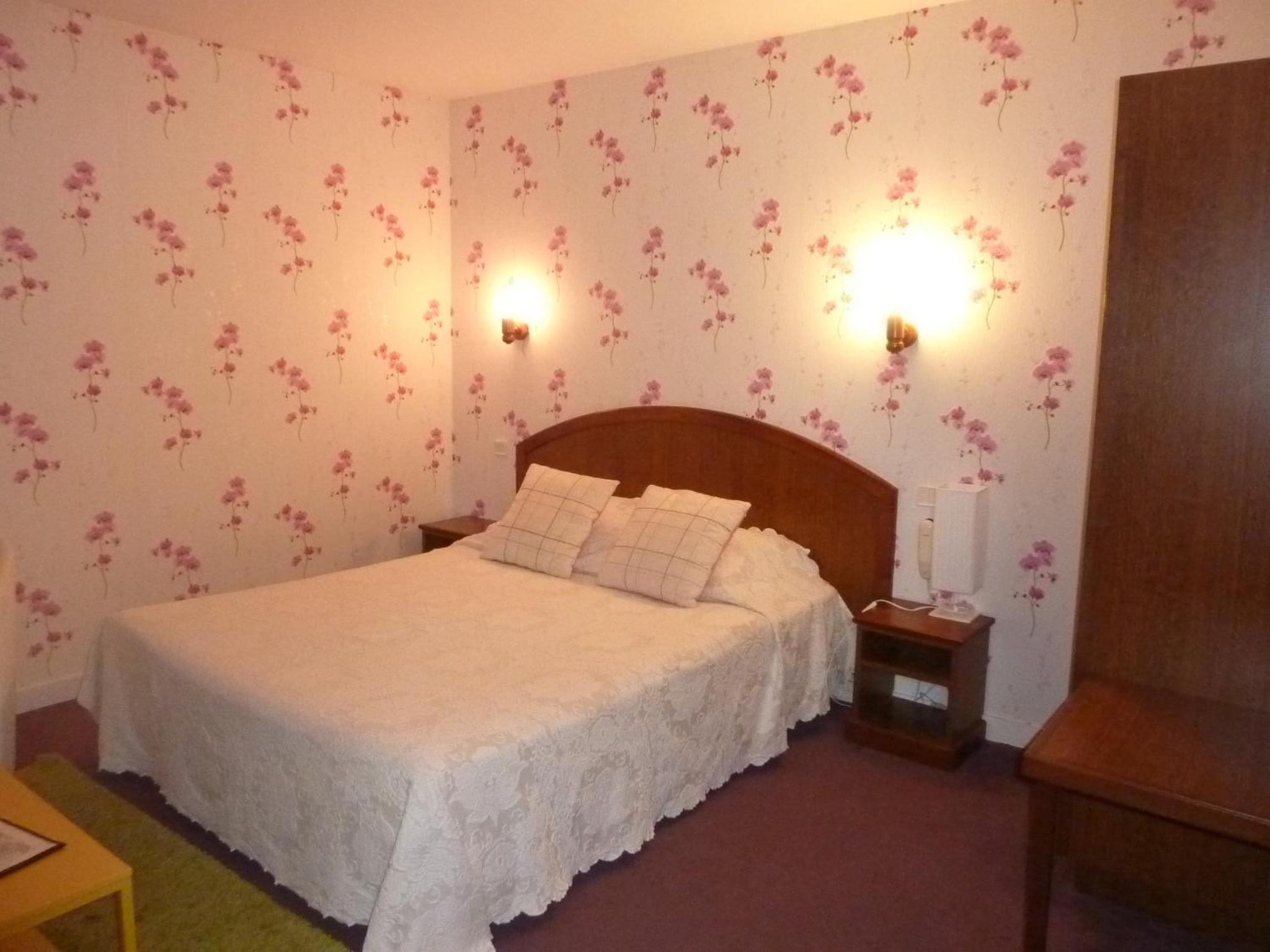 Double Room with Bathtub photo 1