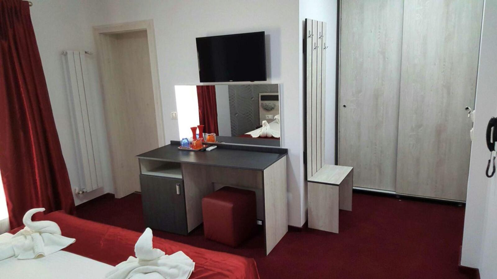 Economy Double Room - Photo 2