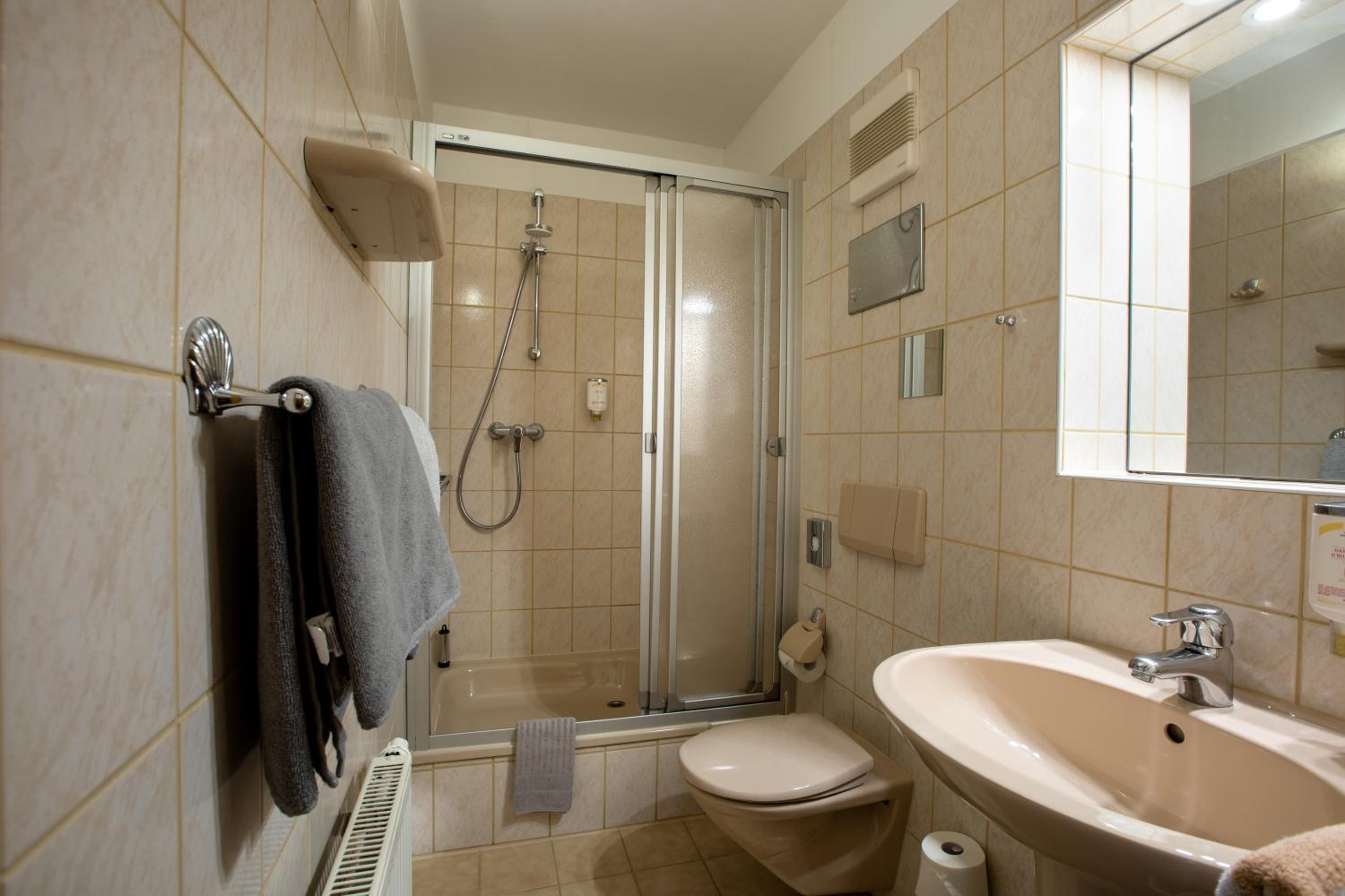 Single Room With Shower photo 3