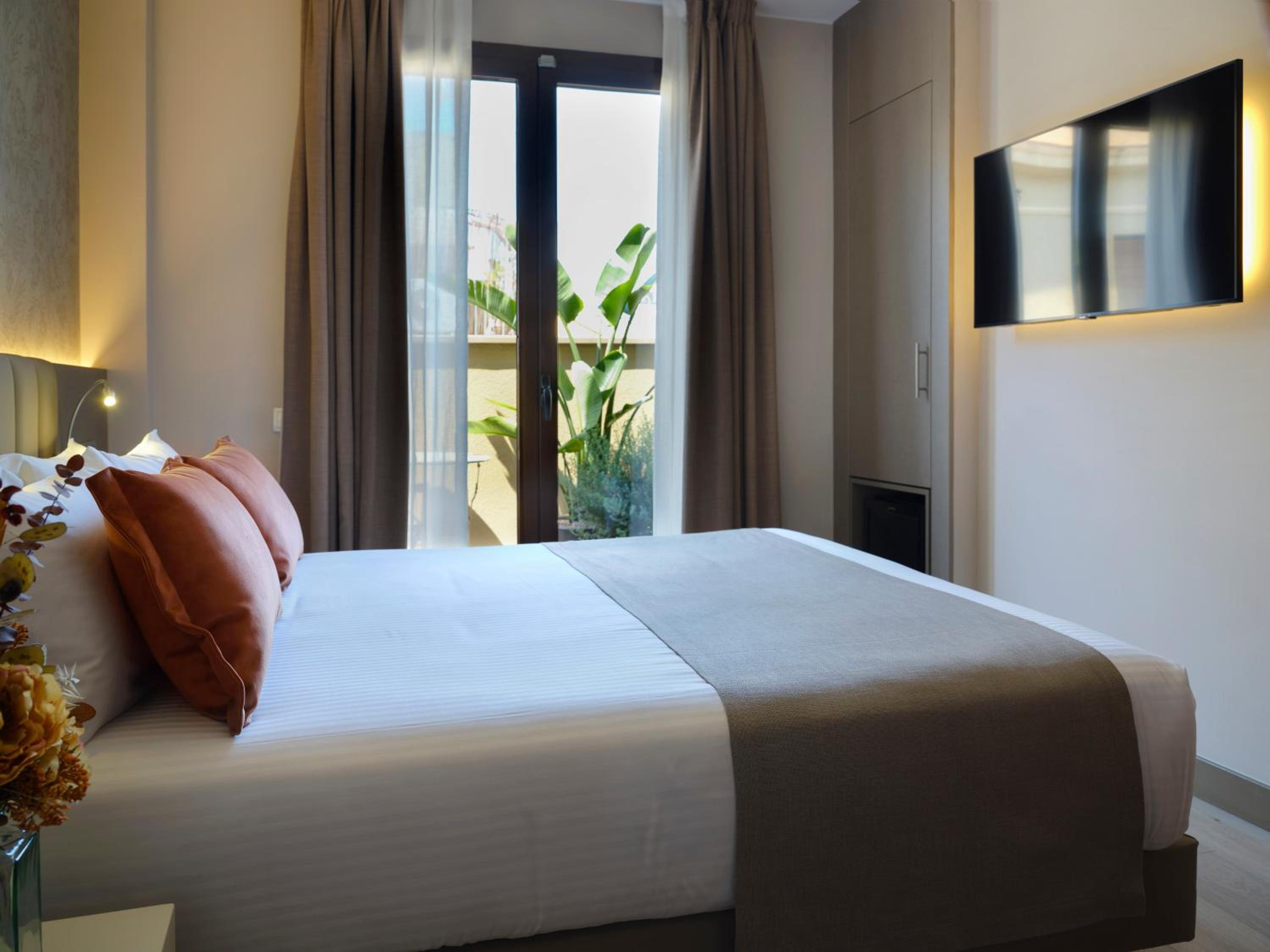 Single Room with Balcony photo 3