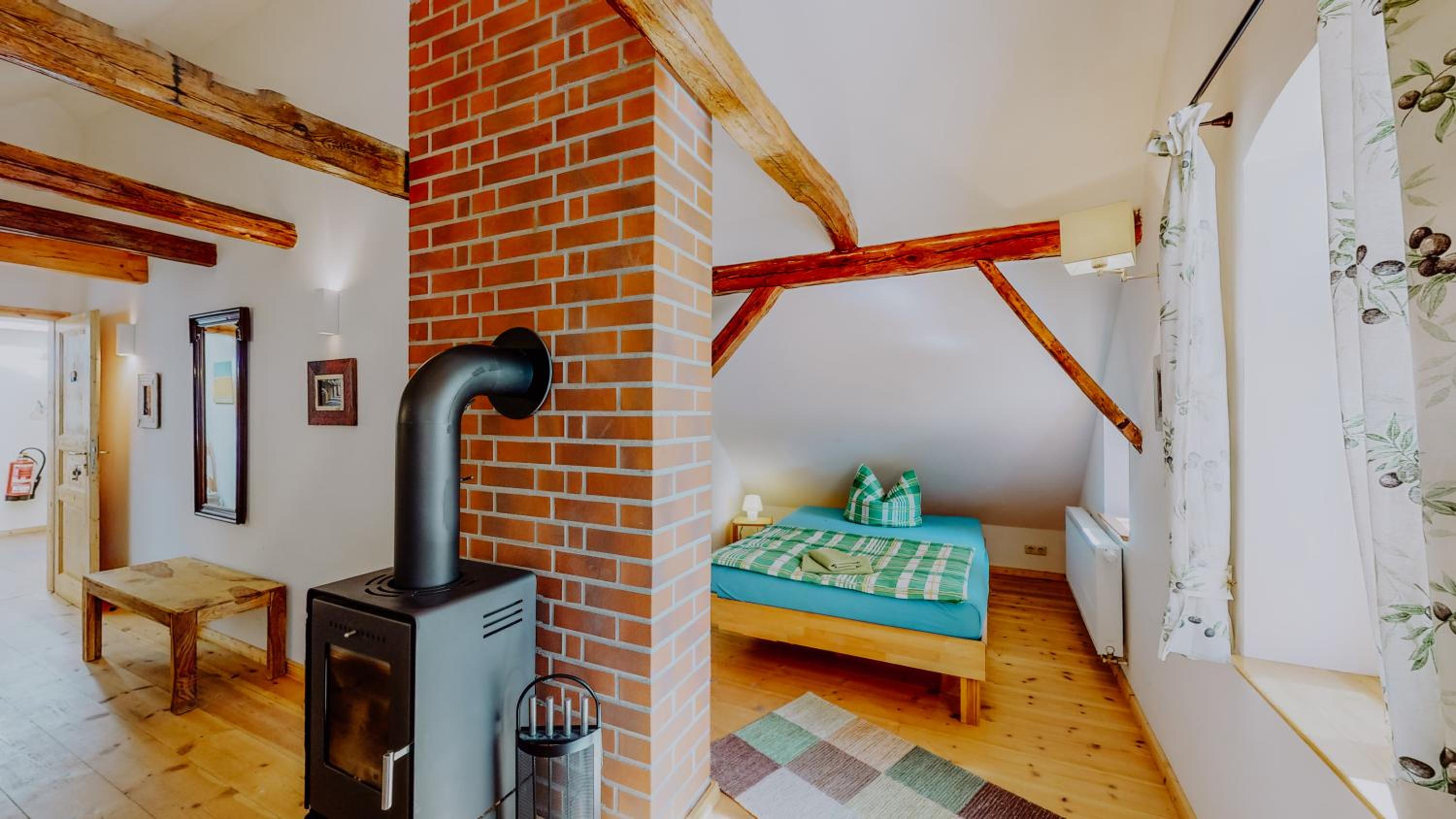 Studio Apartment photo 1