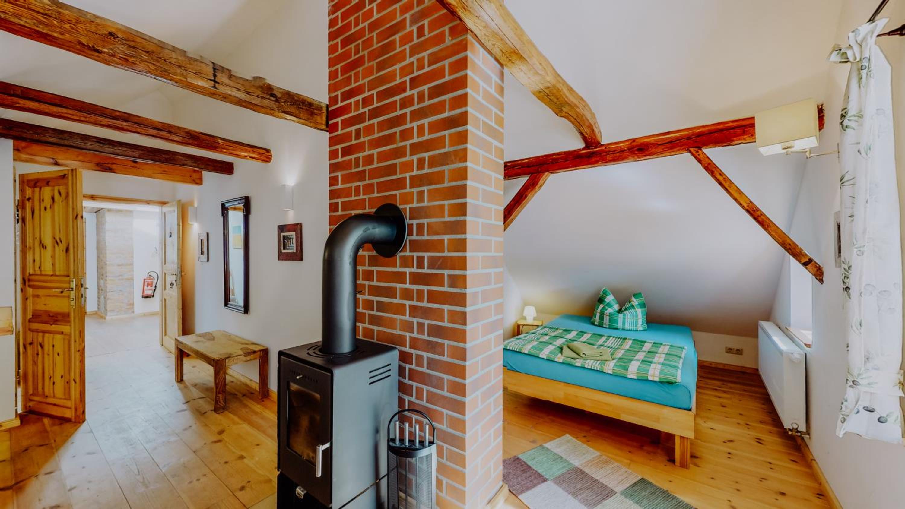 Studio Apartment photo 2