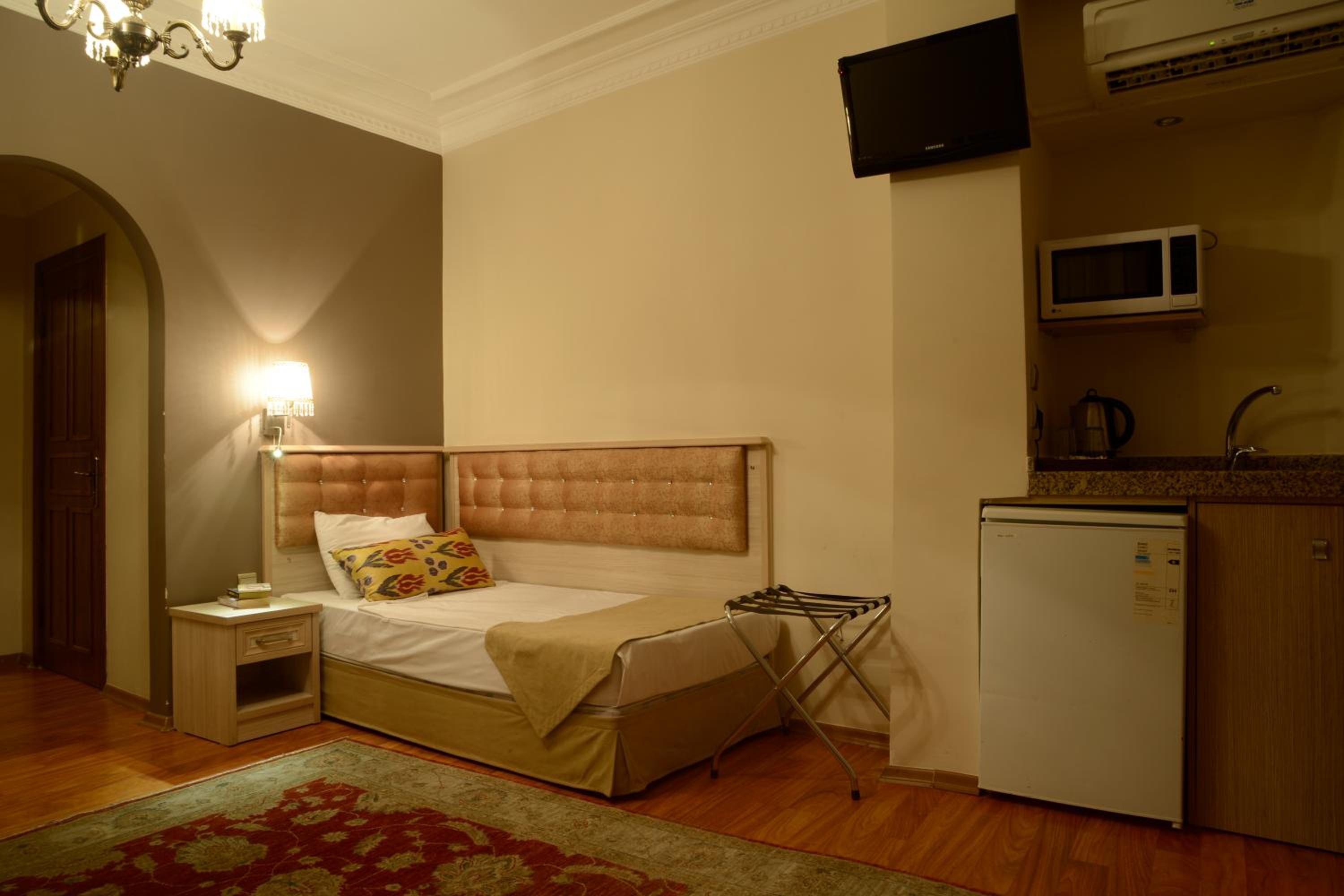 Two-Bedroom Family Suite photo 2