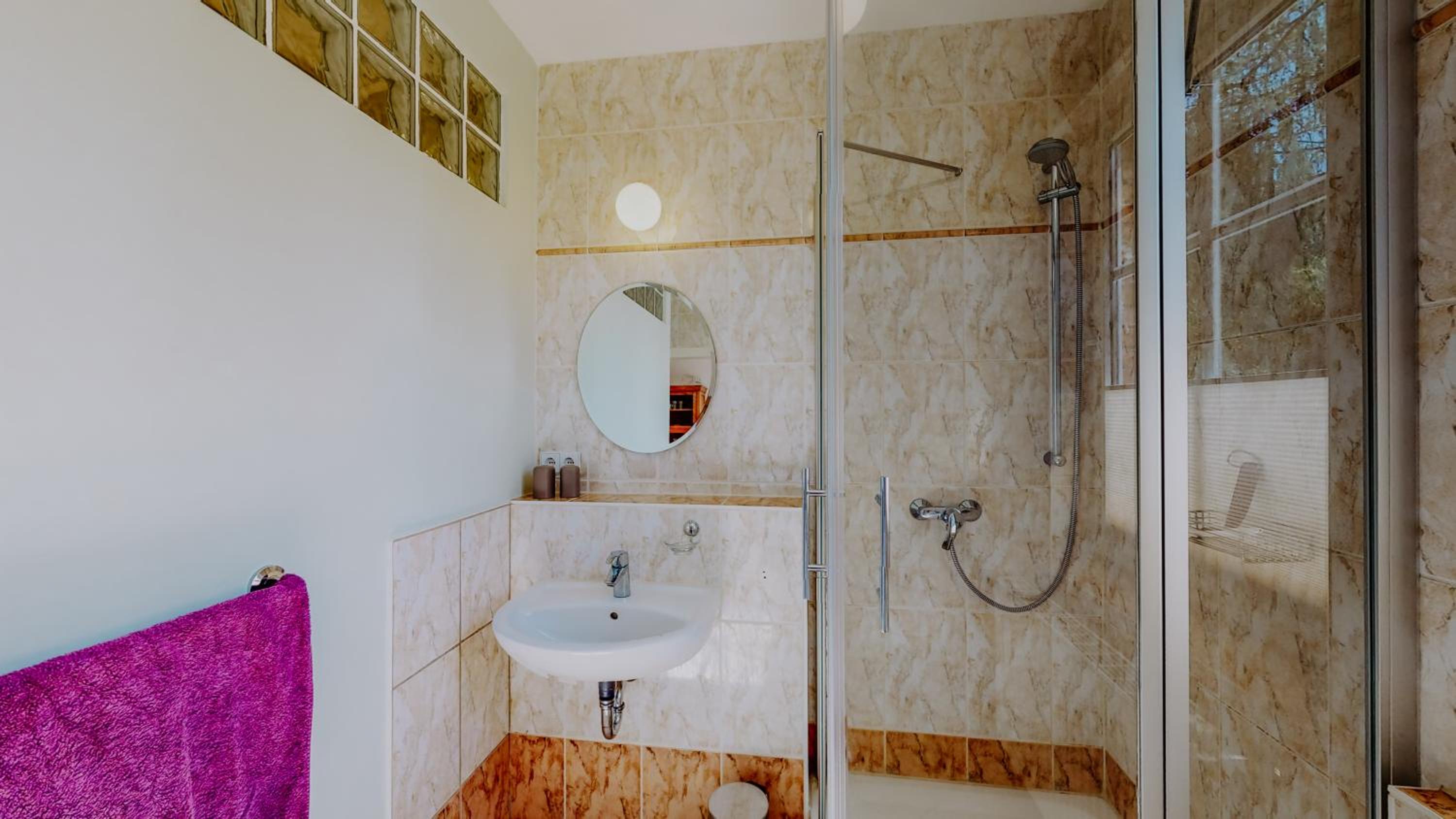 Apartment - Ground Floor photo 3