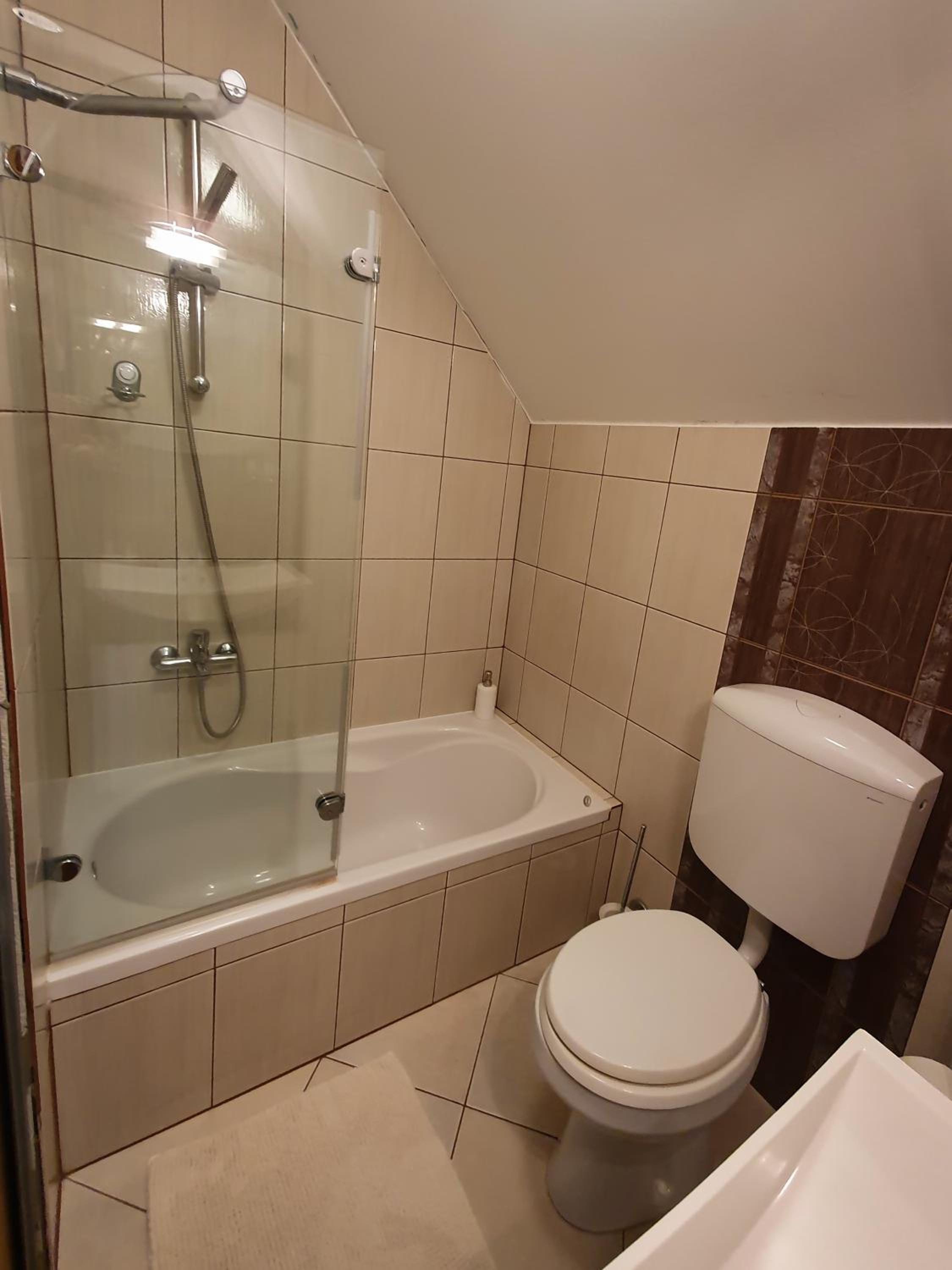 One-Bedroom House photo 2