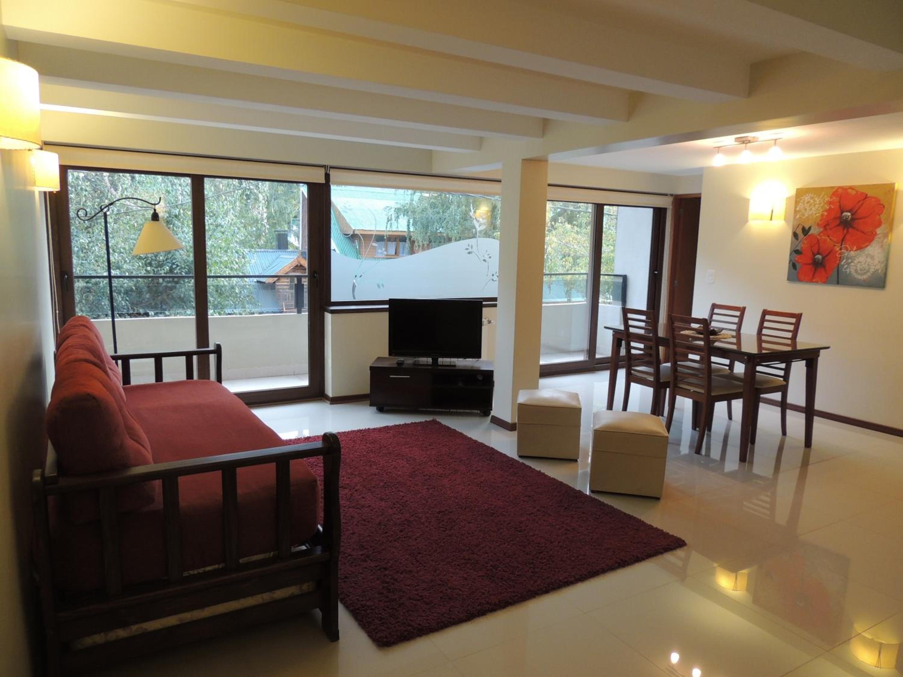 Apartment with Mountain View photo 3