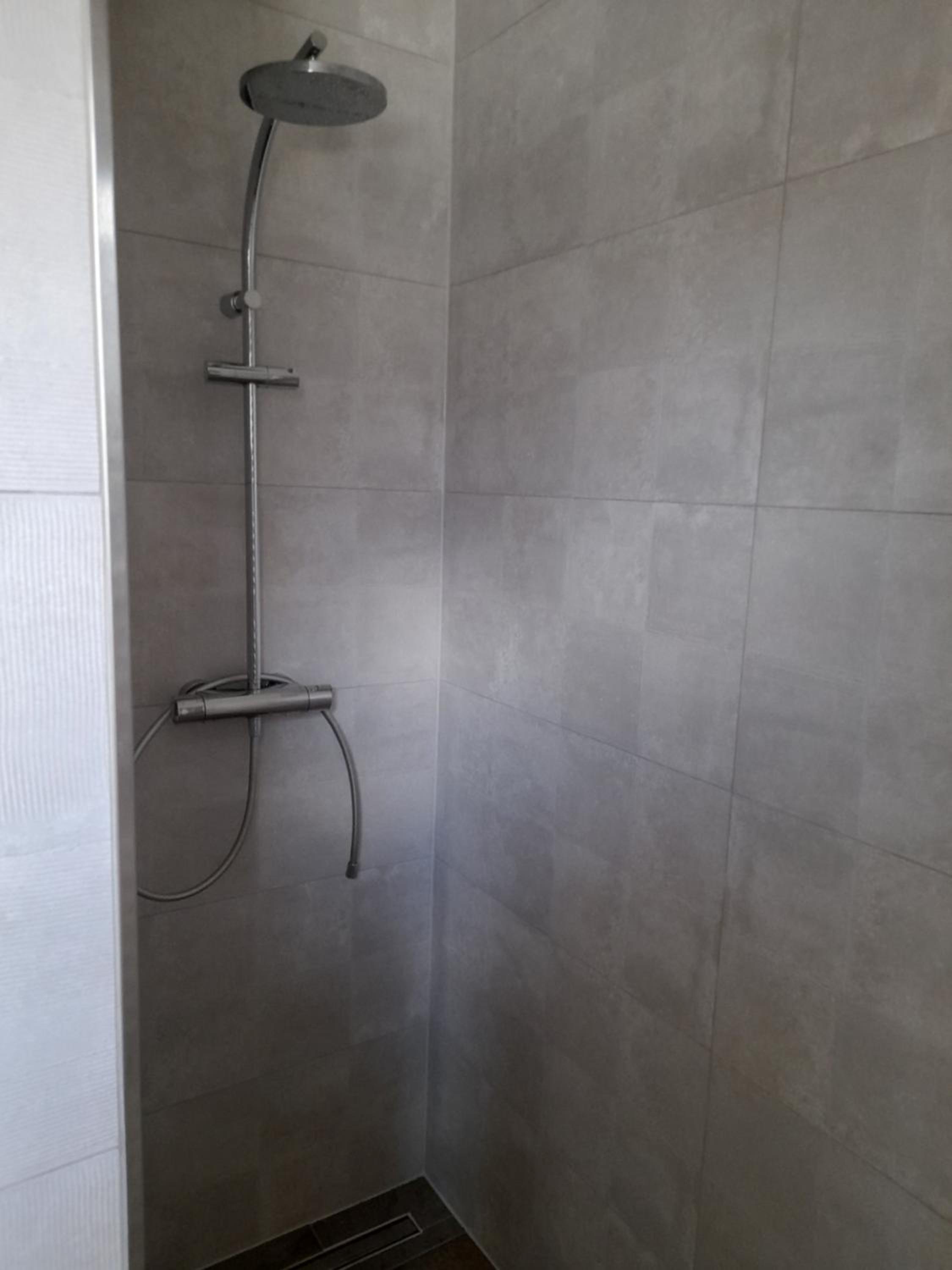 Two-Bedroom Apartment - Photo 11