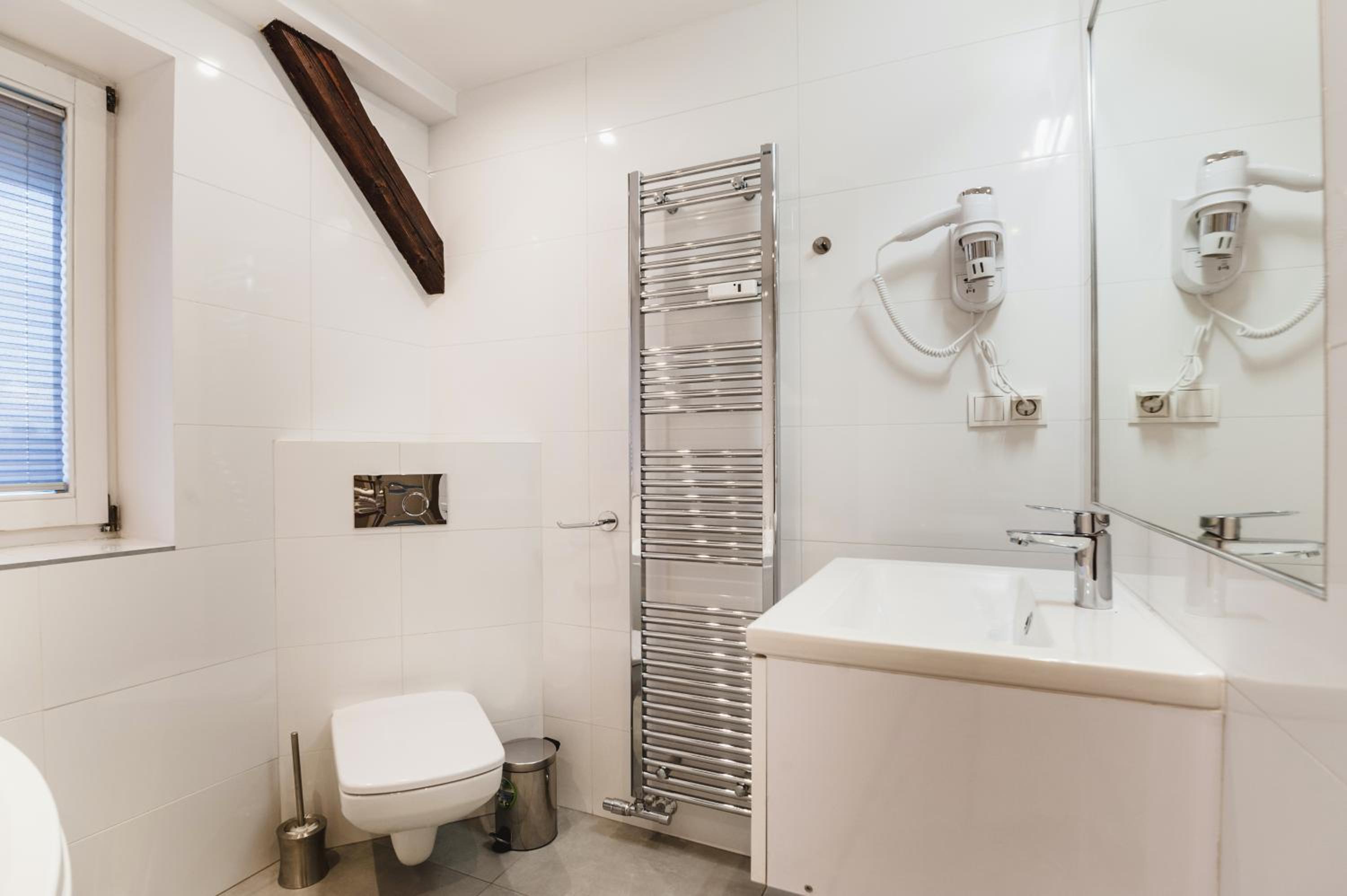 Suite with Sauna - Photo 25