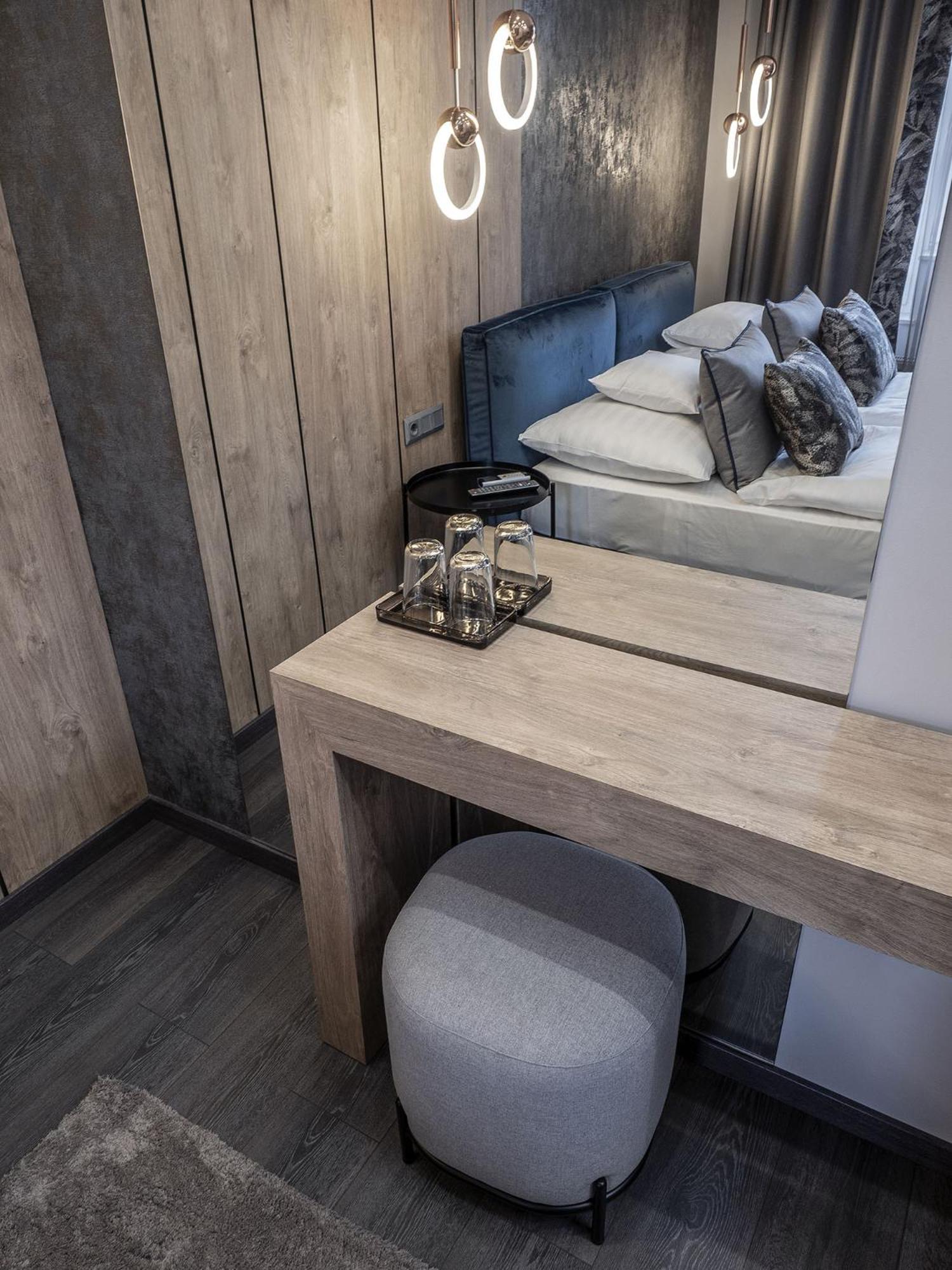 Standard Twin Room - Photo 2