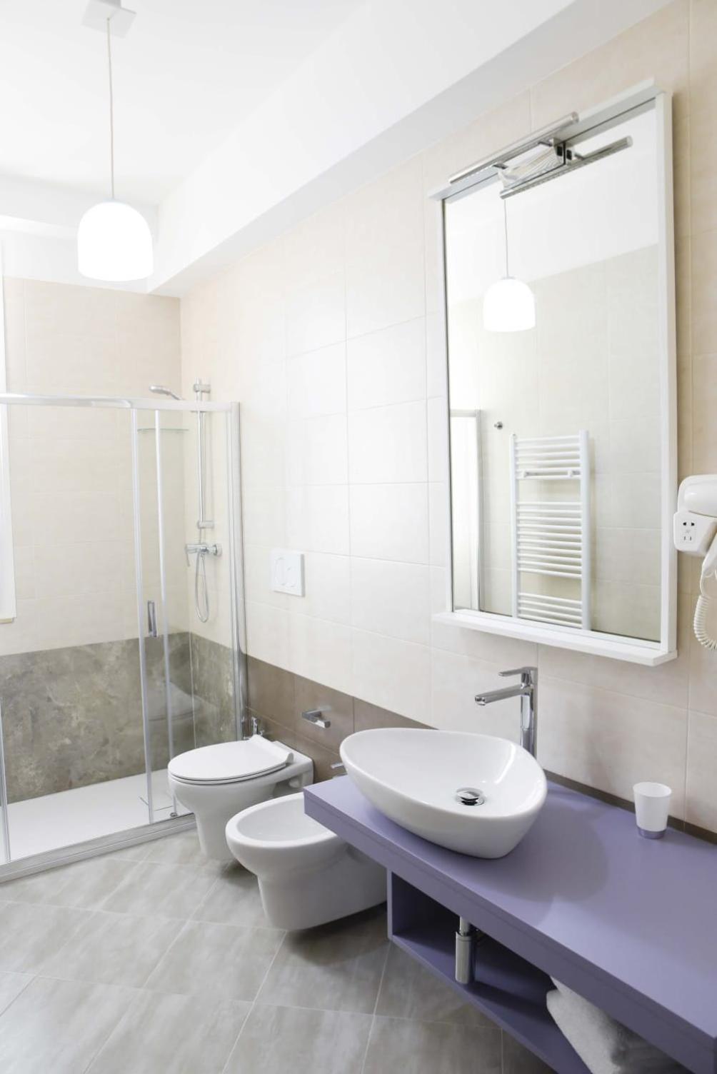Triple Room with Private Bathroom - Photo 19