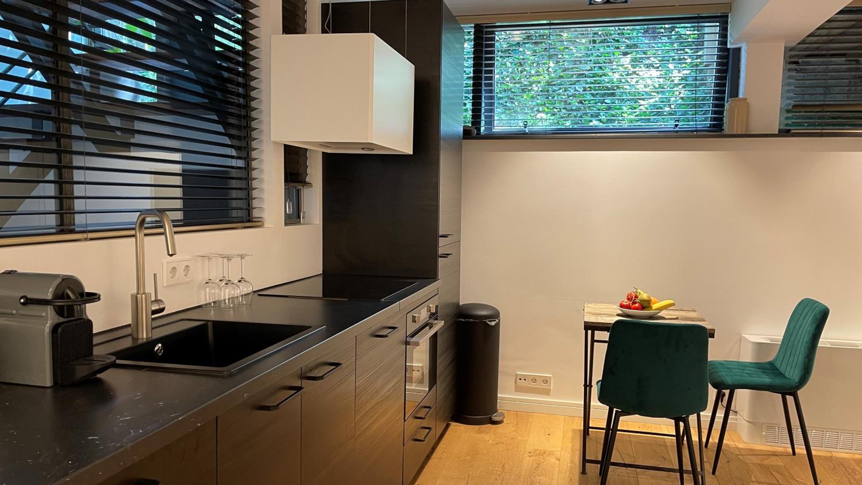 One-Bedroom Apartment - Photo 3