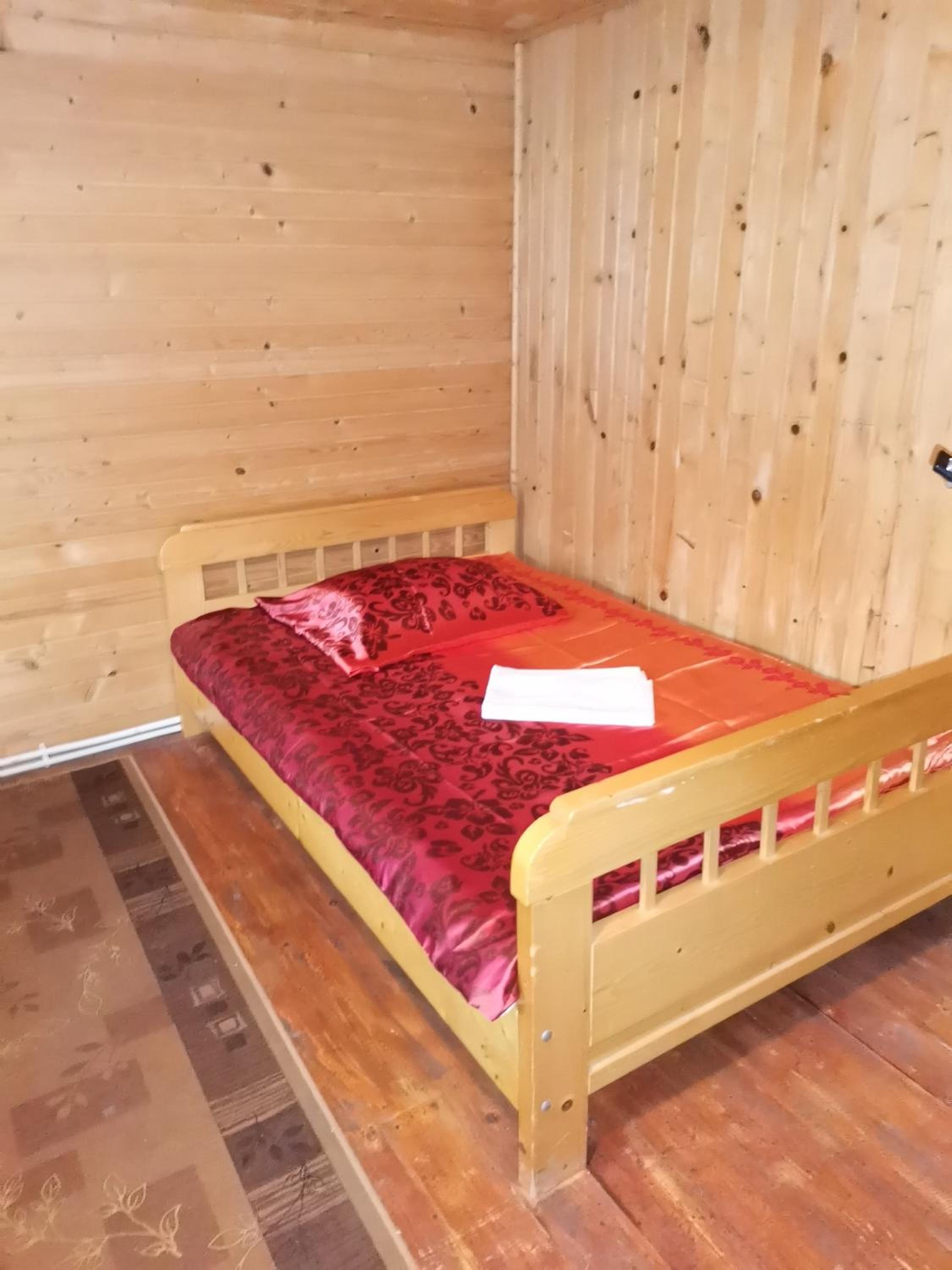 Four-Bedroom House - Photo 3