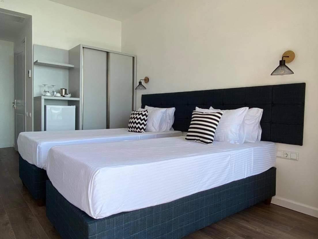 Superior Twin Room With Sea View photo 3