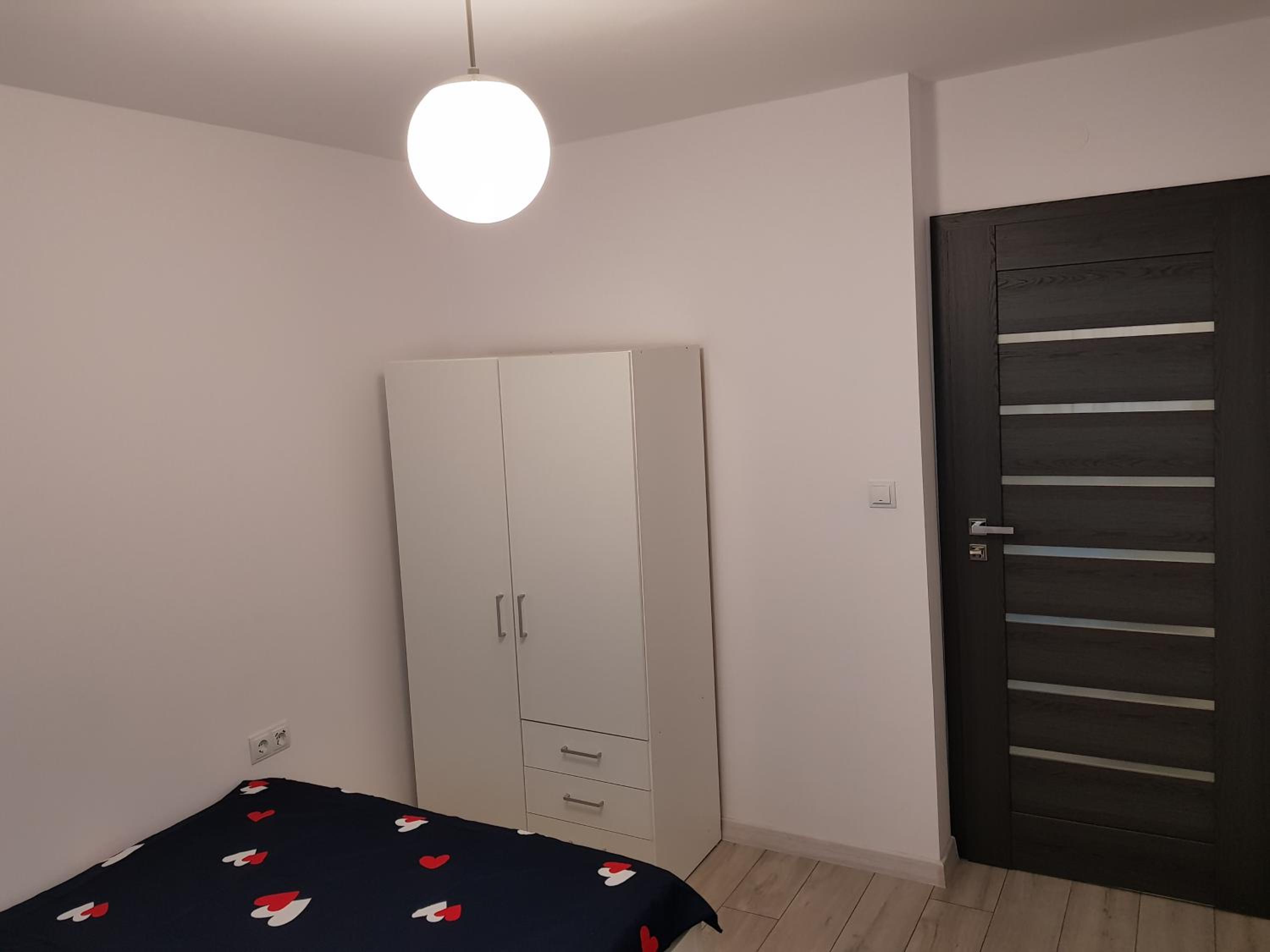 Small Double Room - Photo 4