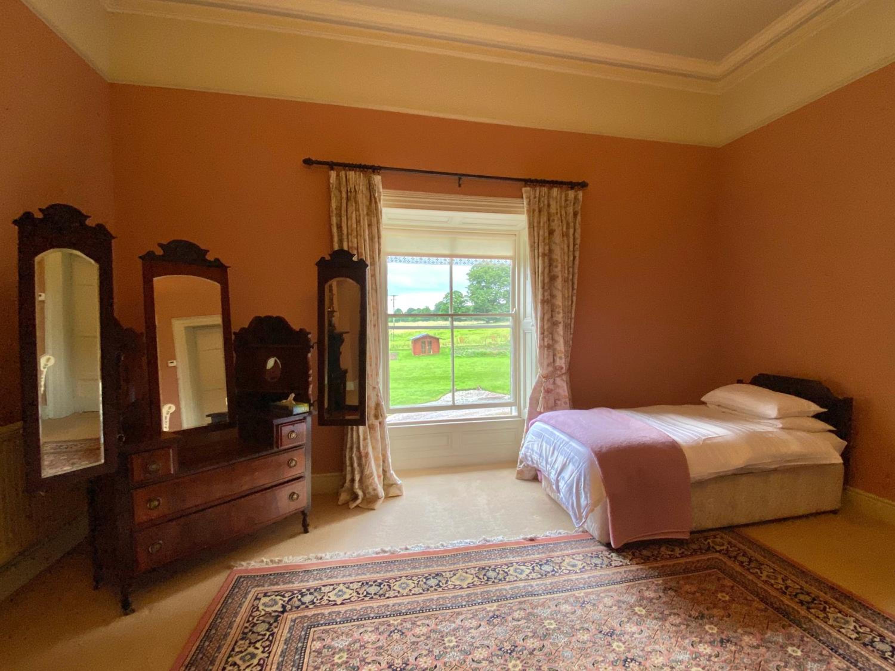 Deluxe Double or Twin Room with Garden View - Photo 4