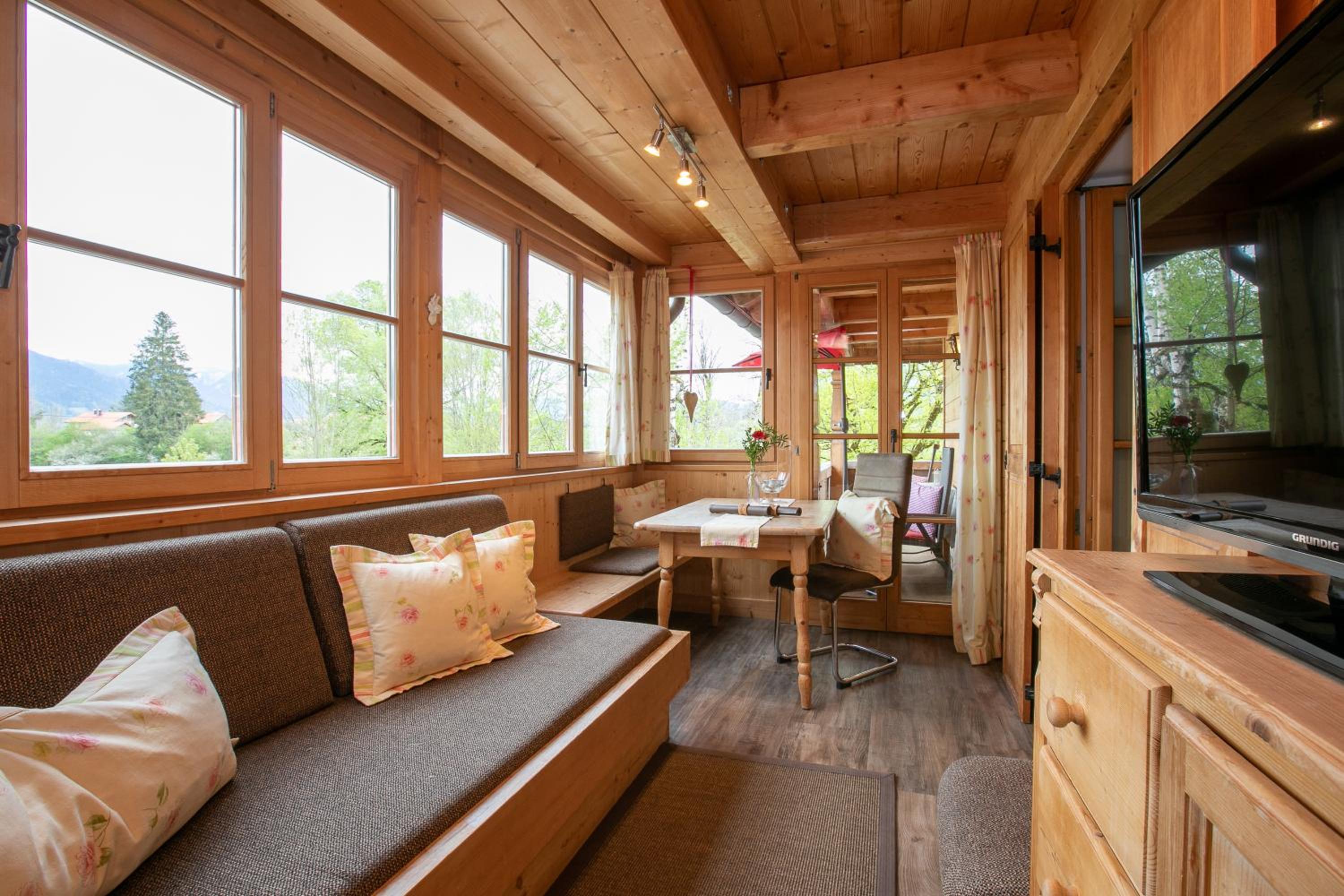 Studio with Mountain View photo 1