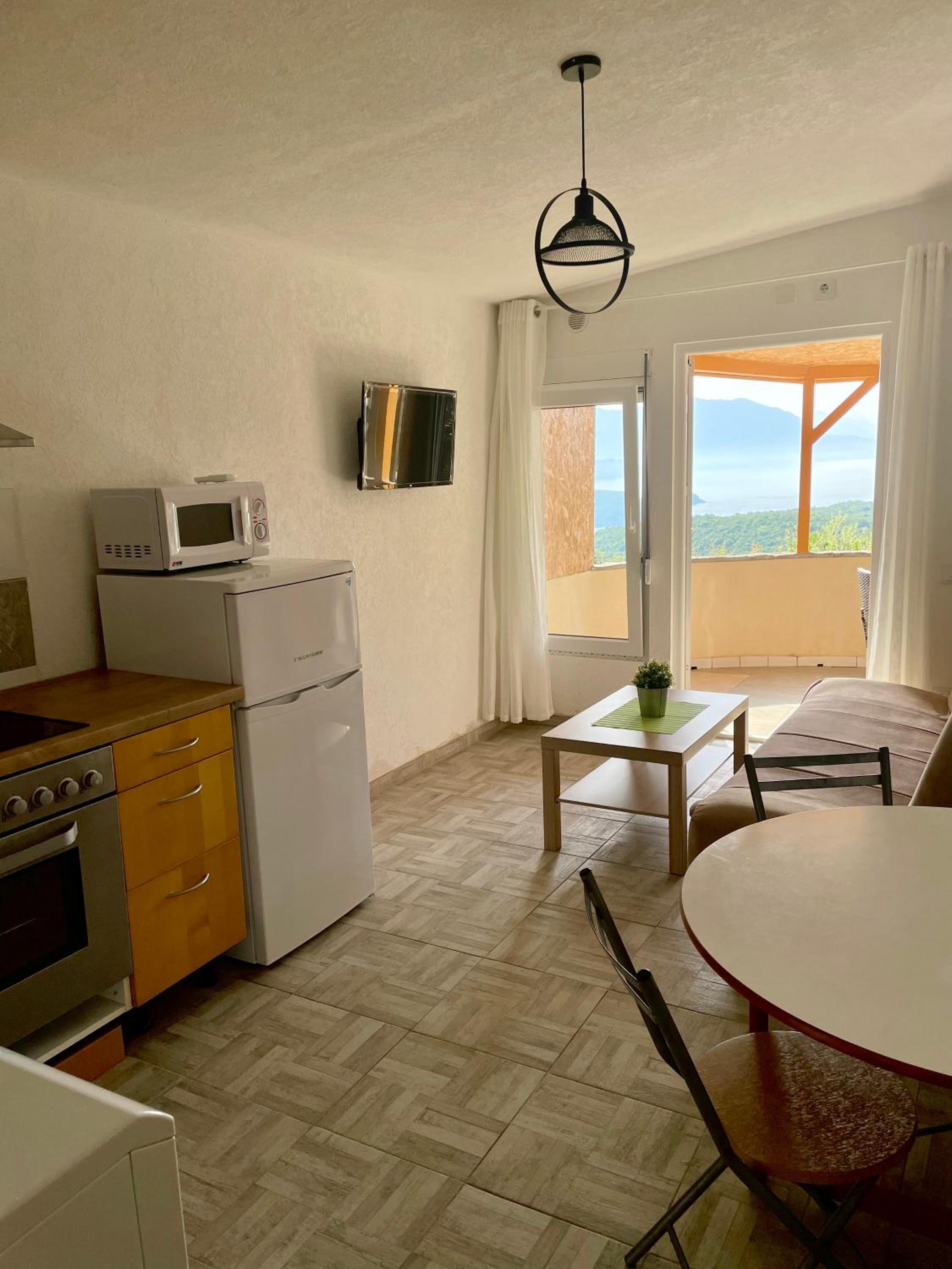 One-Bedroom Apartment with Terrace