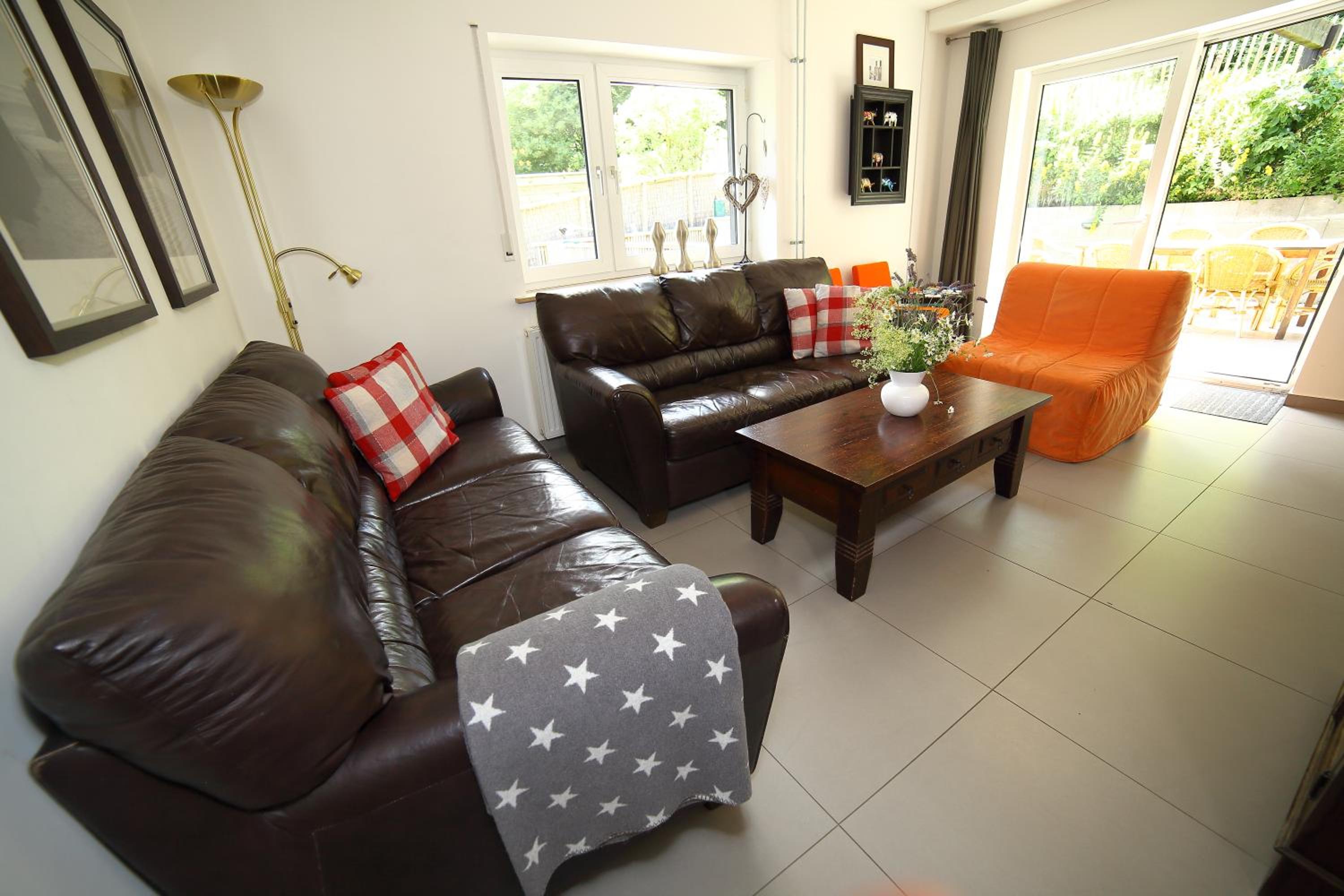 Apartment with Terrace - Photo 1