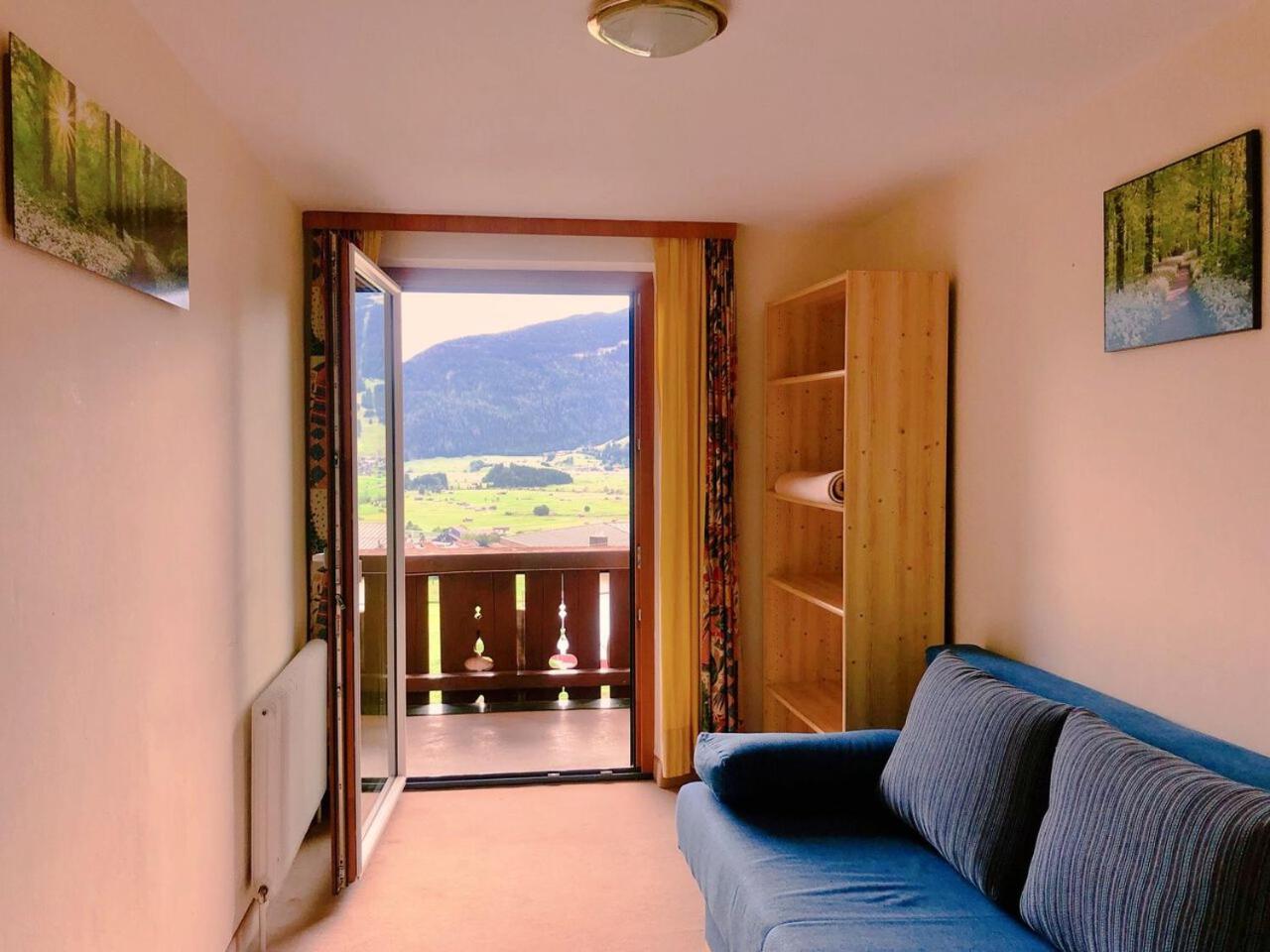 Apartment With Mountain View photo 1