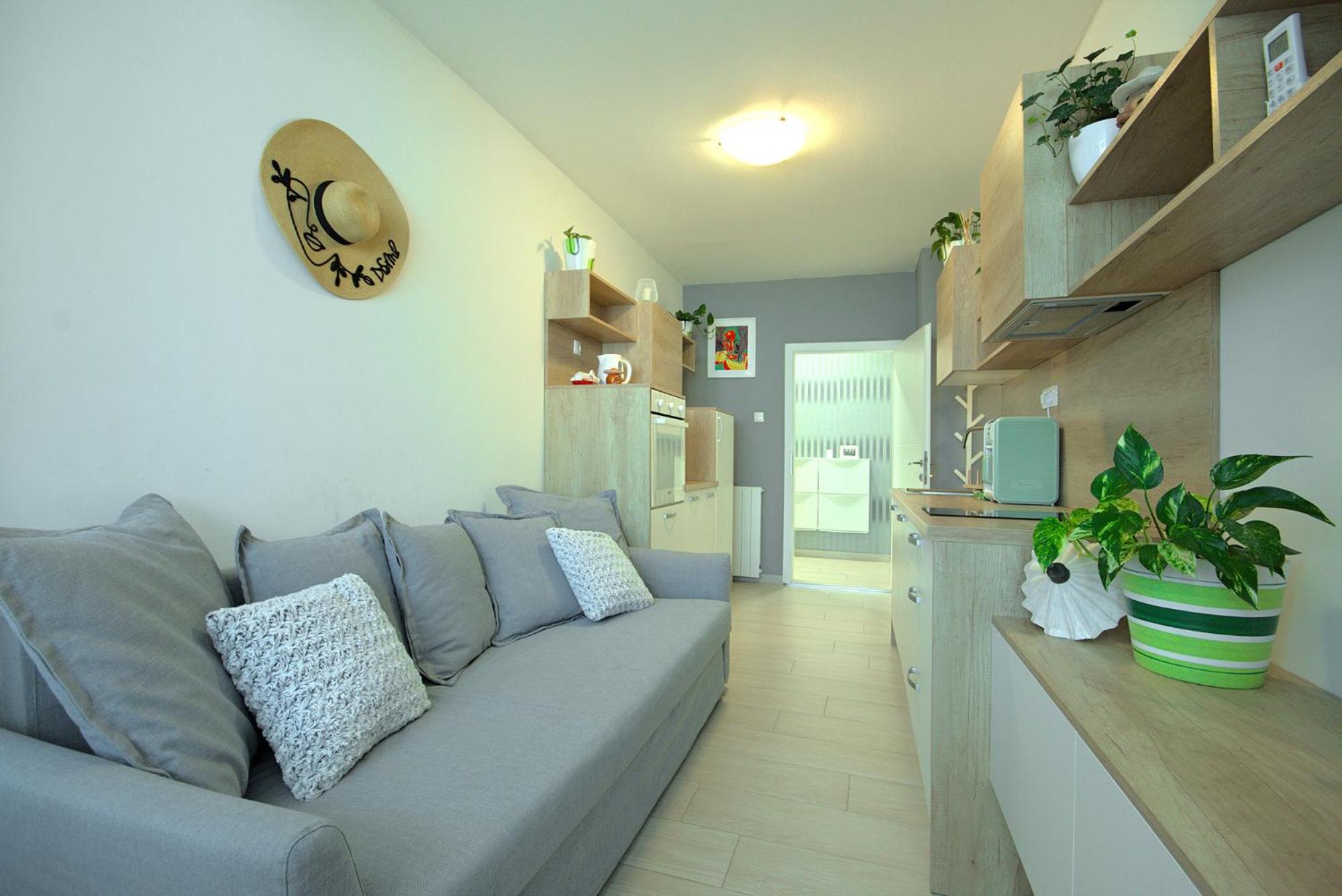 One-Bedroom Apartment - Photo 24