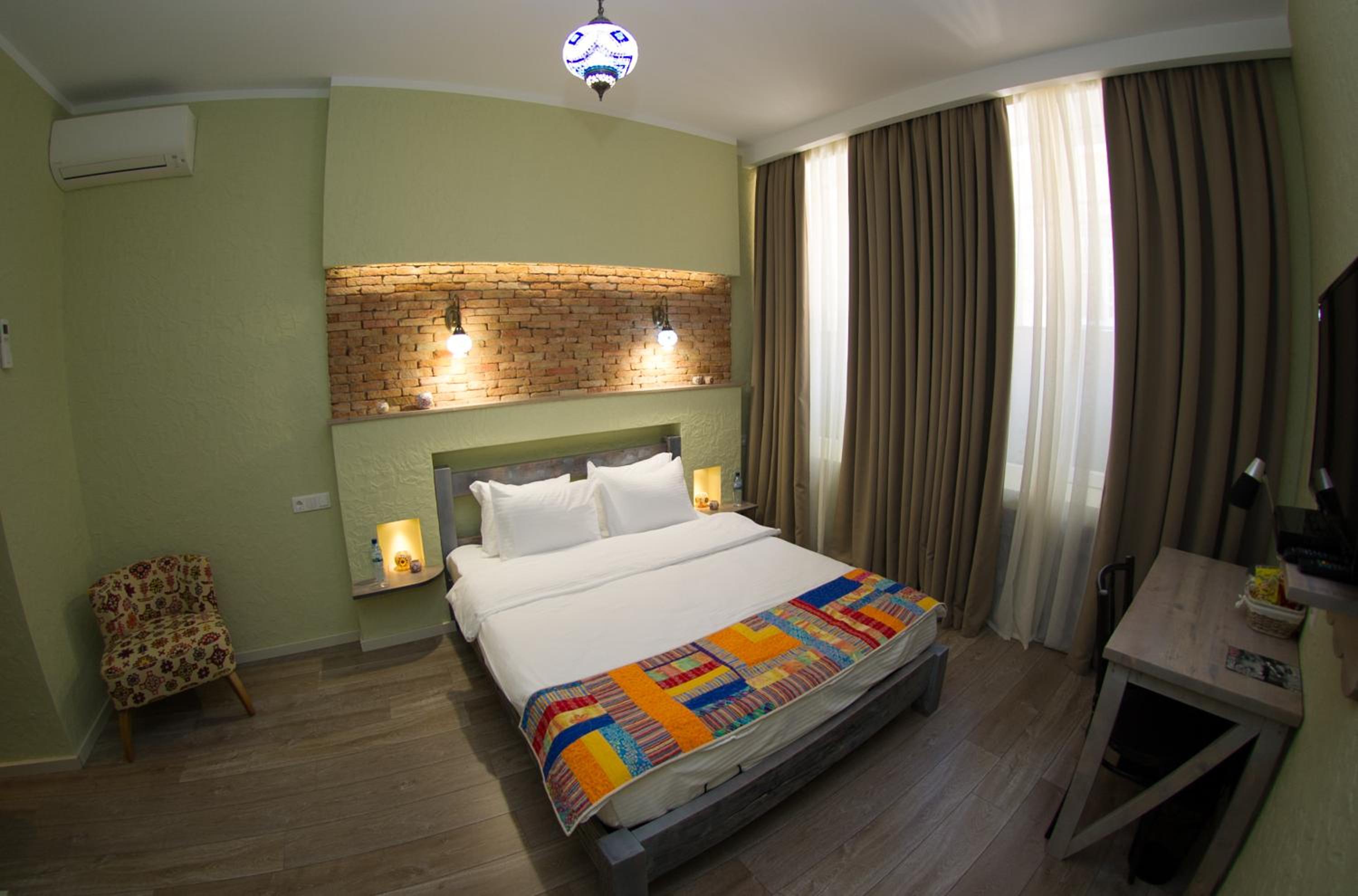 Economy Double Room - Photo 3